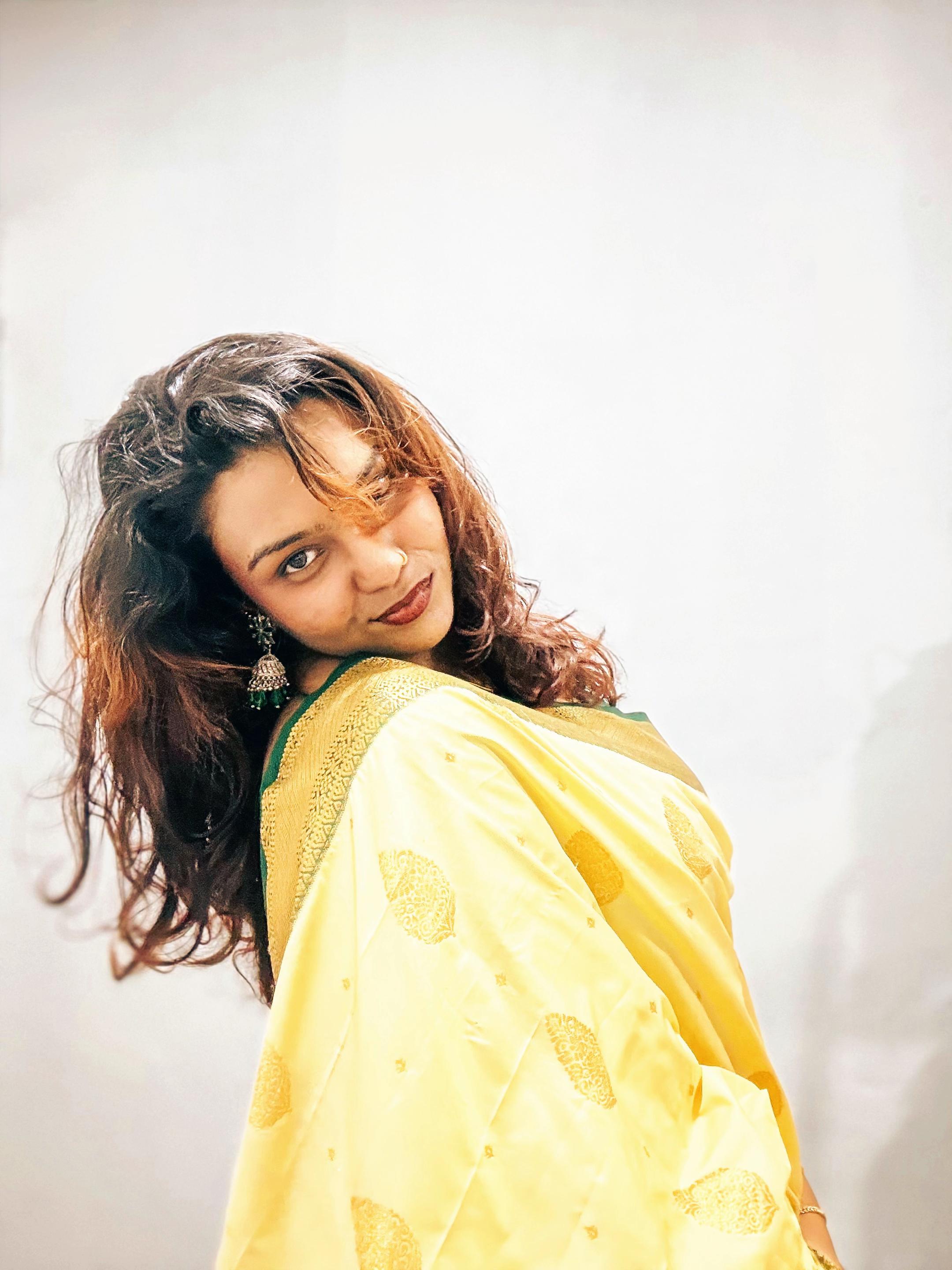 @𝑬𝒔𝒉𝒂𝒂 ॐ&hearts;️