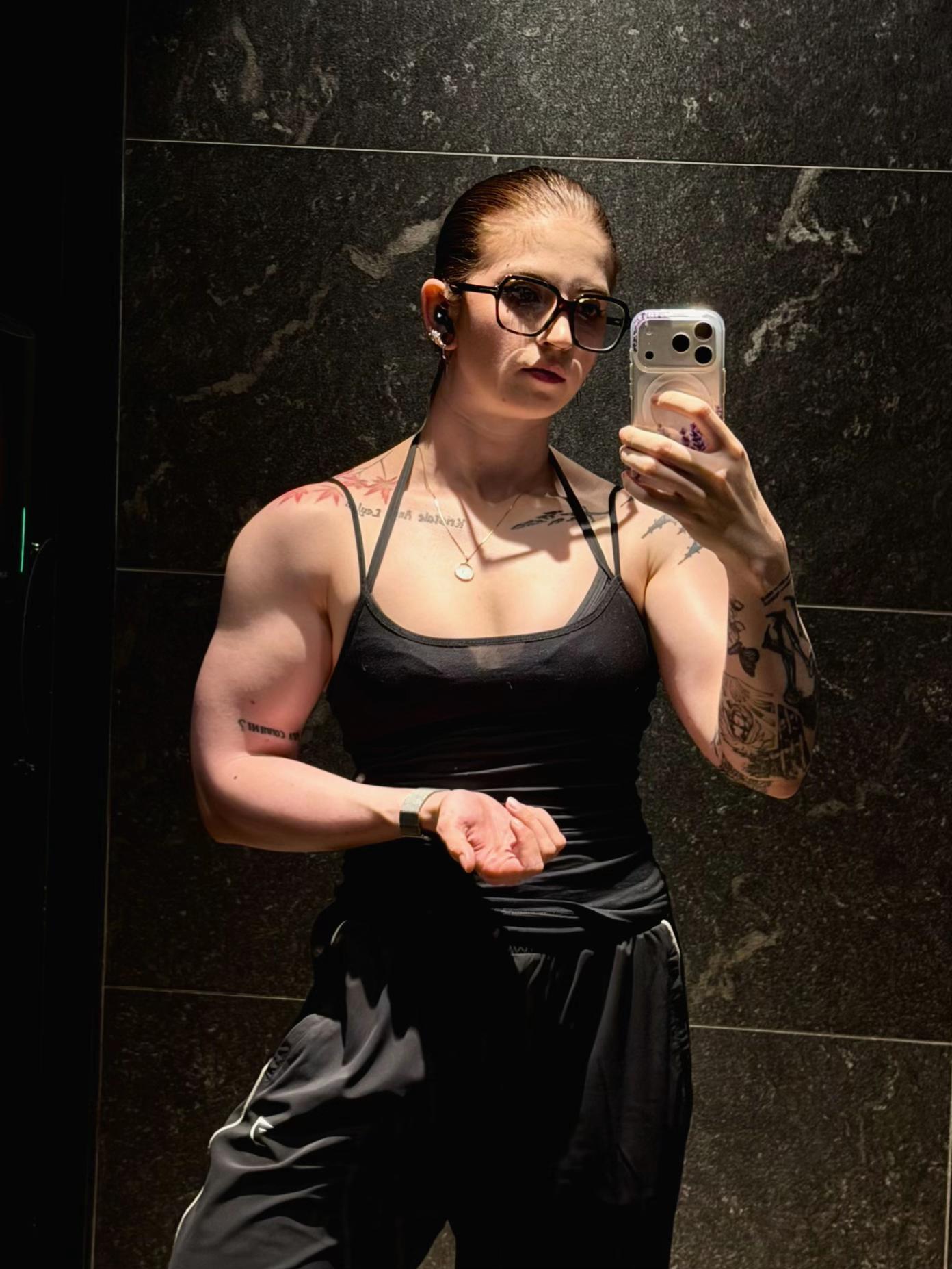 @Ambreslvdr