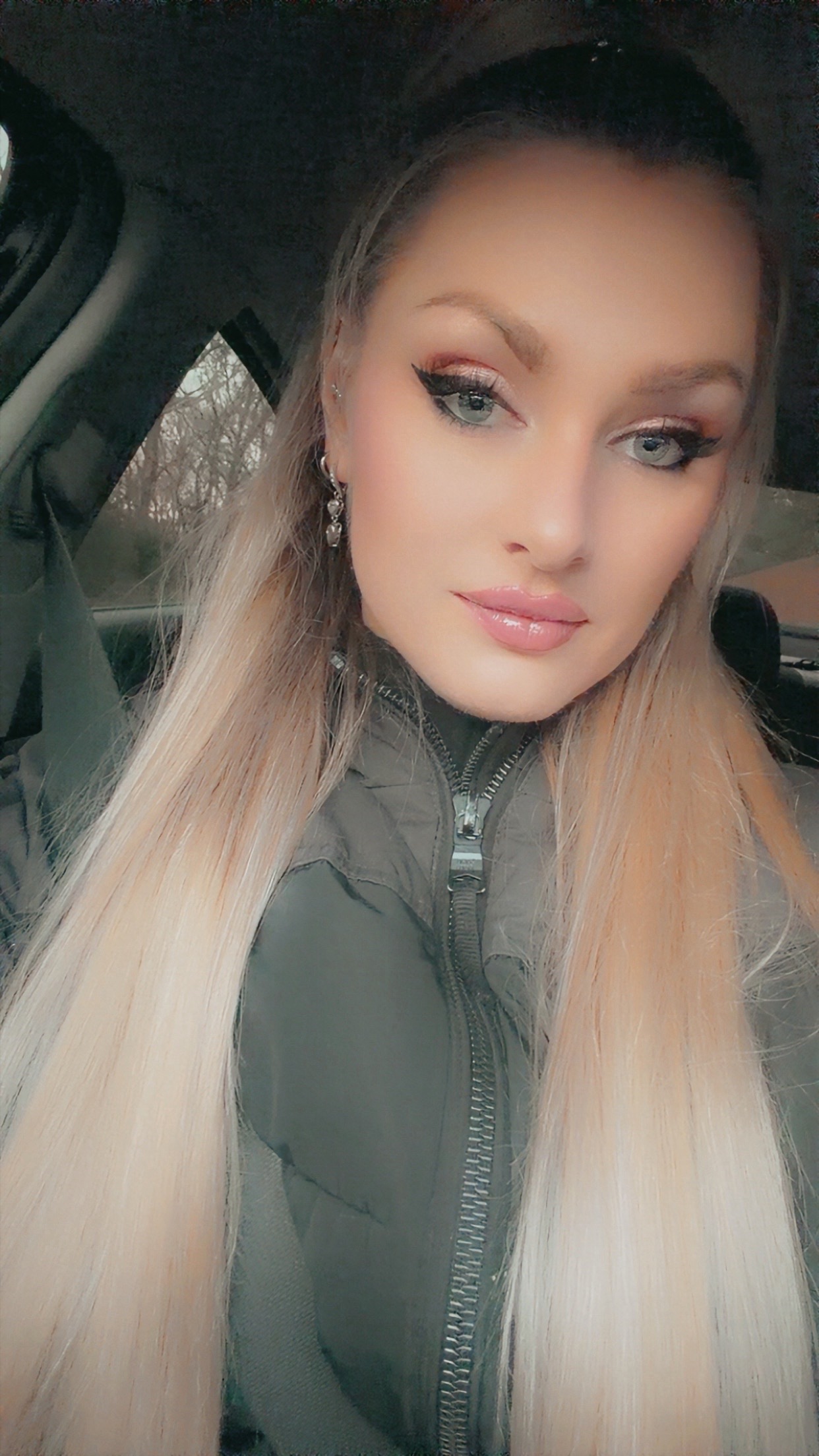@Dominique Jacoy