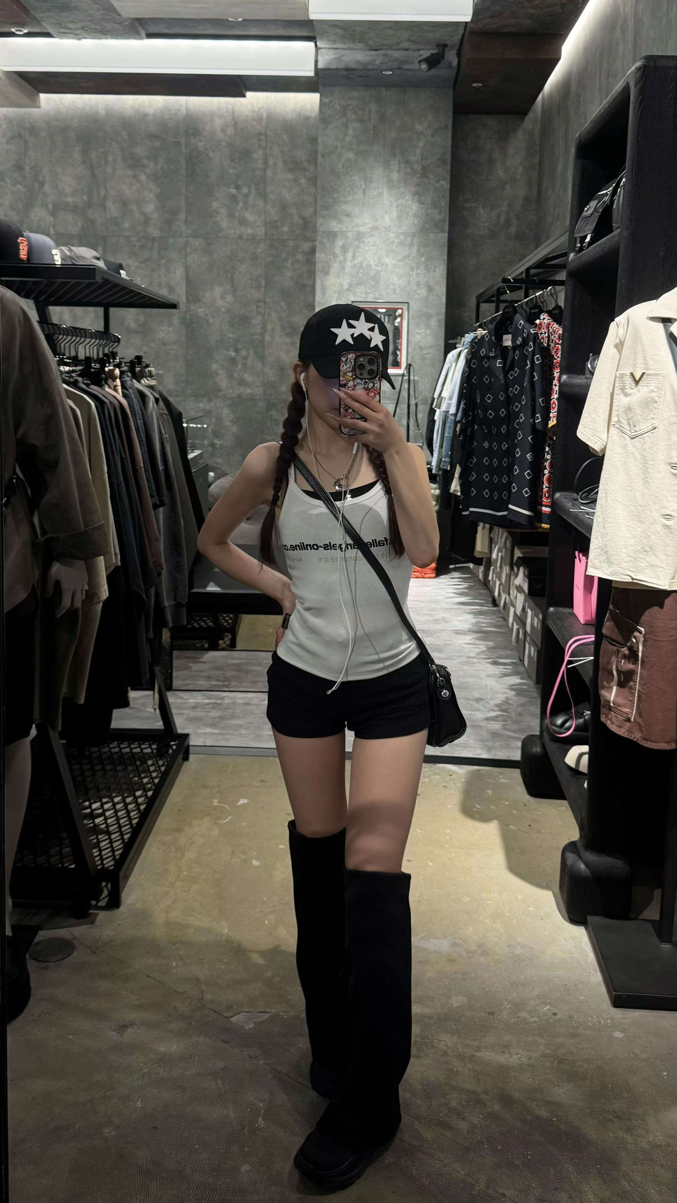 @リ コ