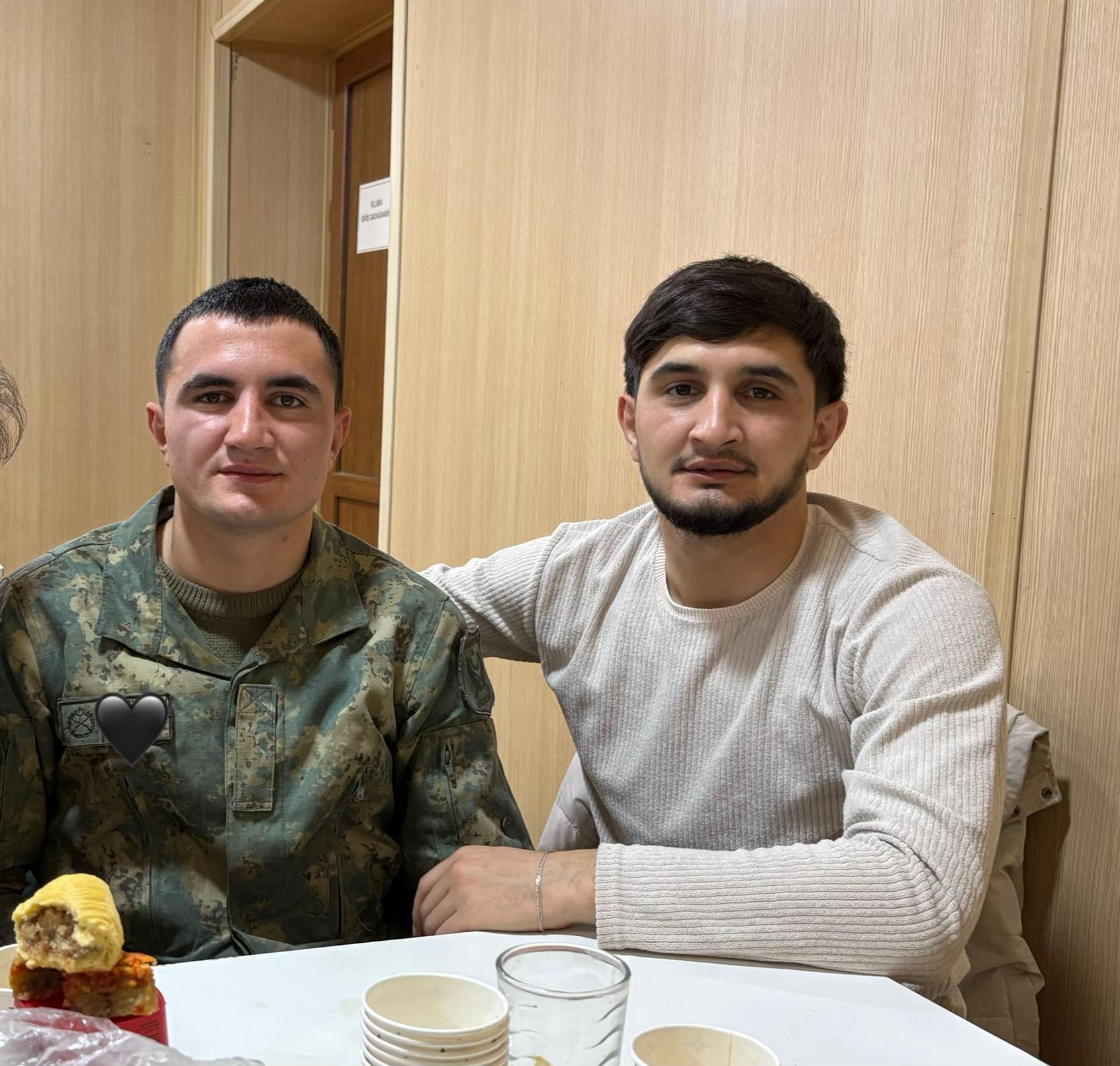 @Babək Qənbərov 🦁