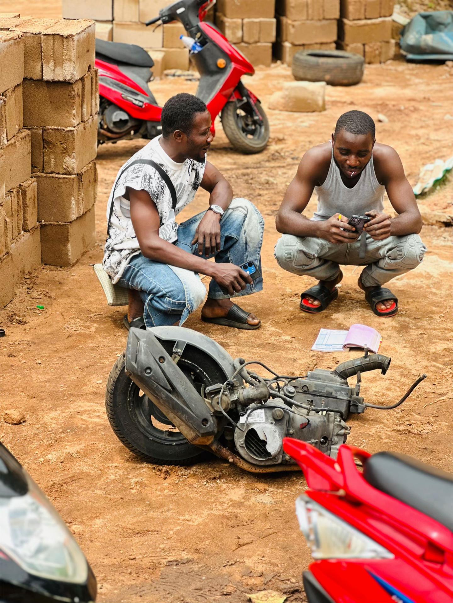 @Darian 🏍️