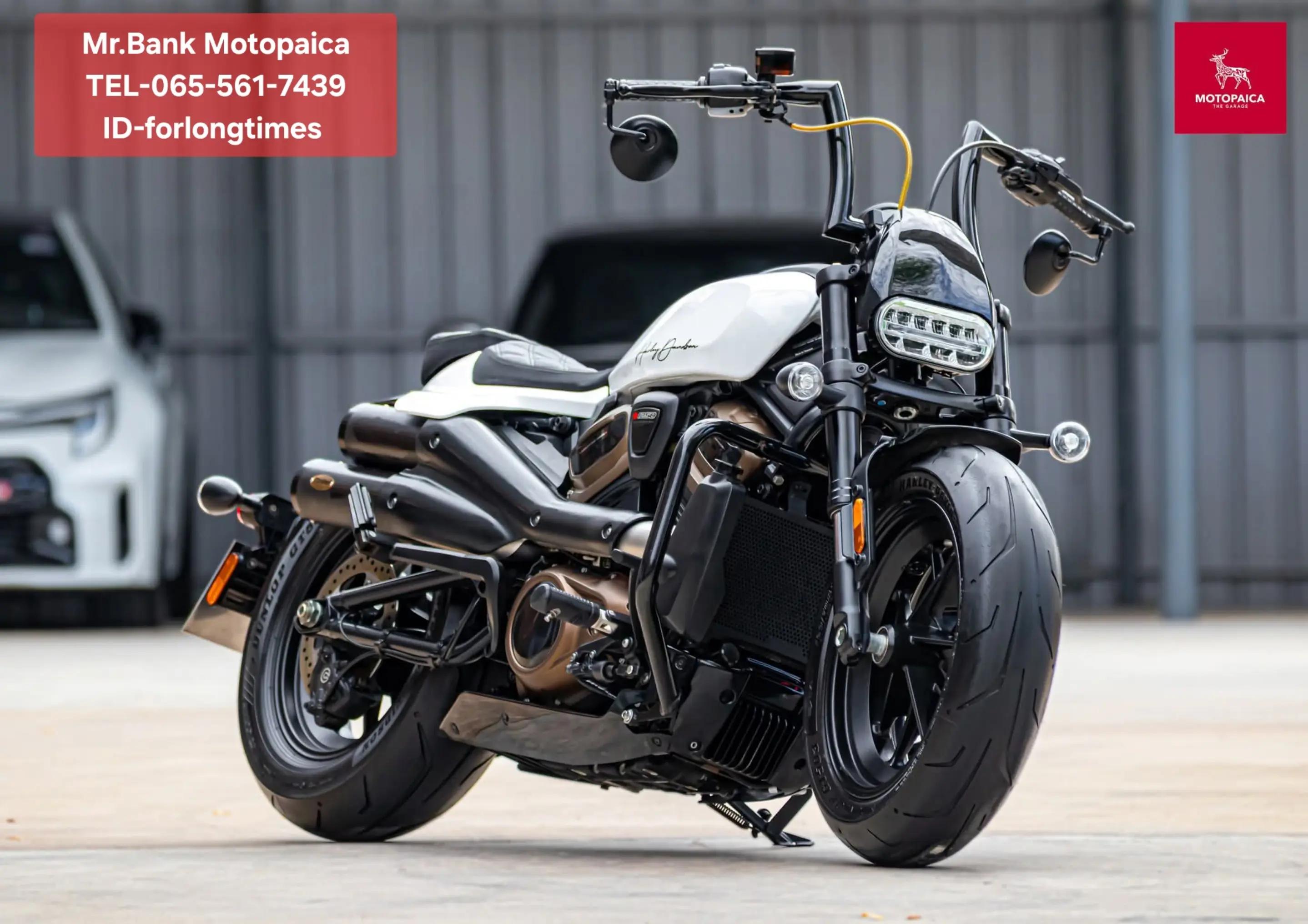 @Bank Motopaica