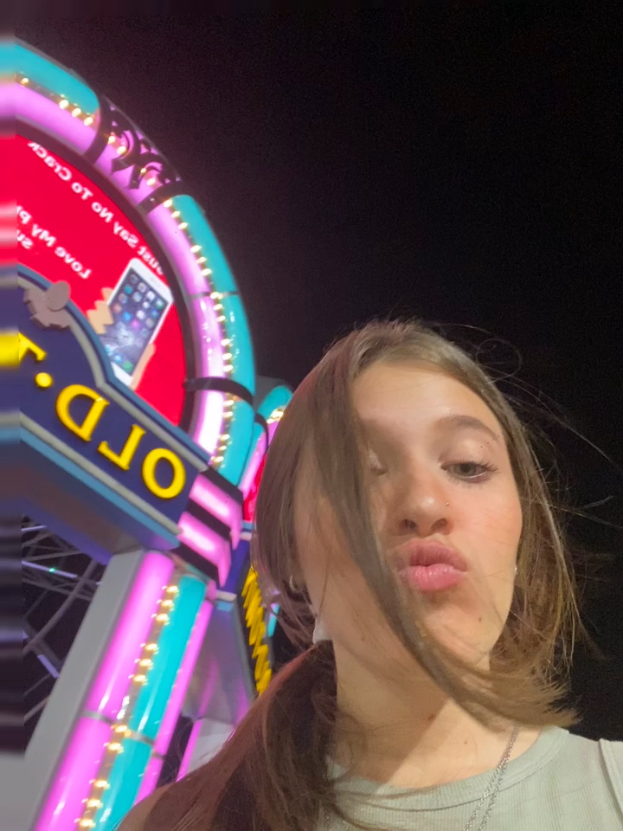 @justmariahnotcarey