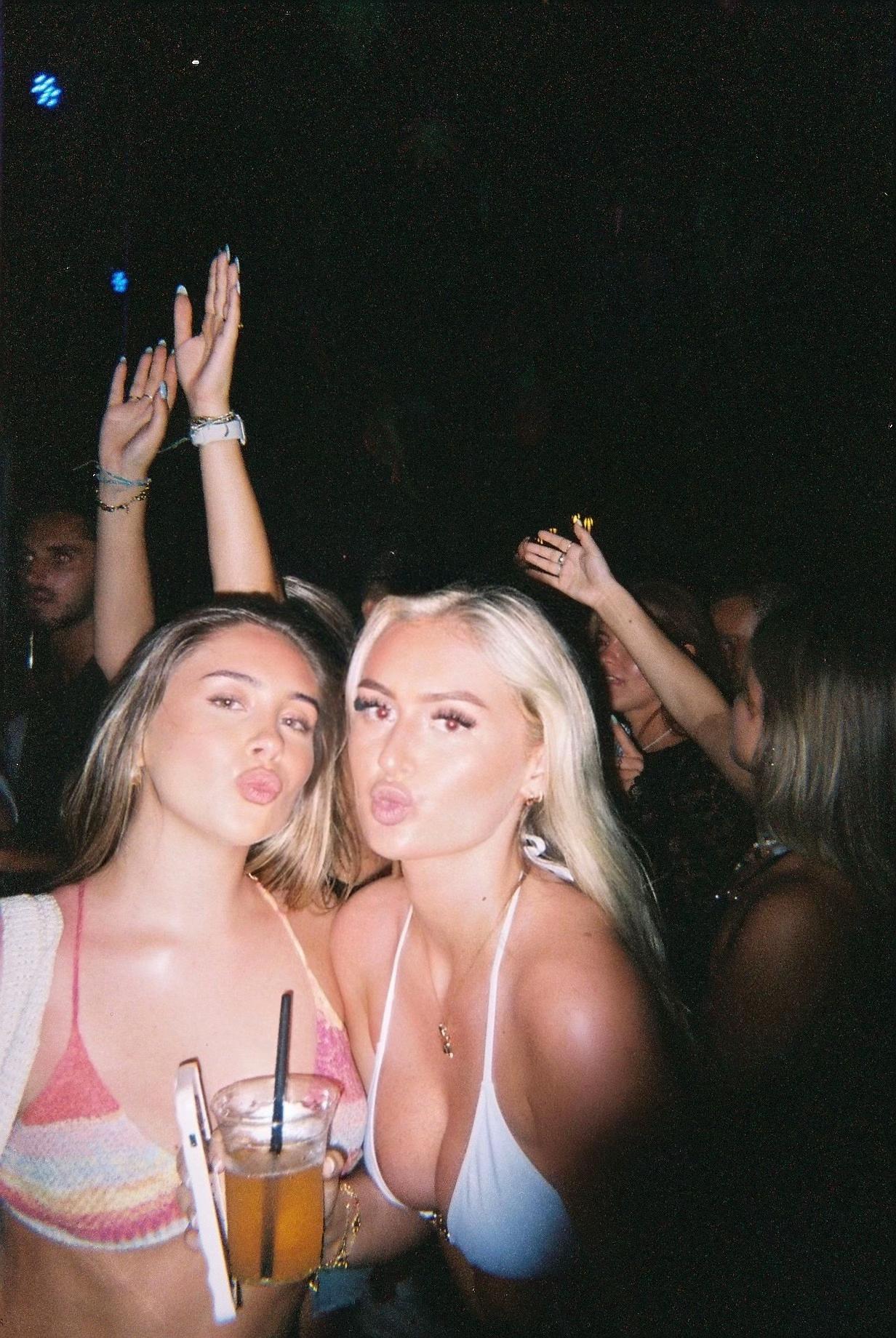 @Maddieeee