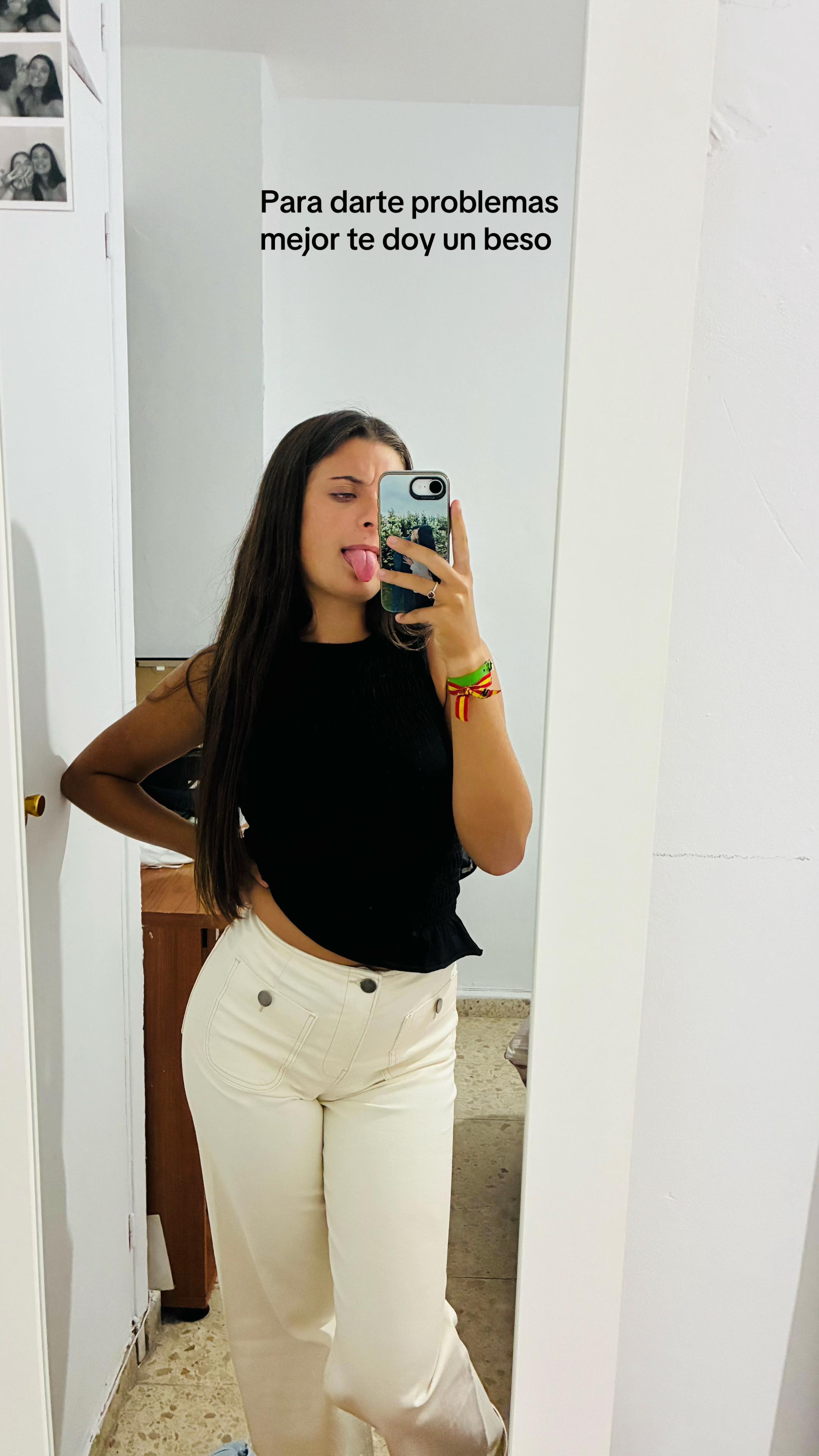 @ℳ𝒶𝓇𝓉𝒶 🤍