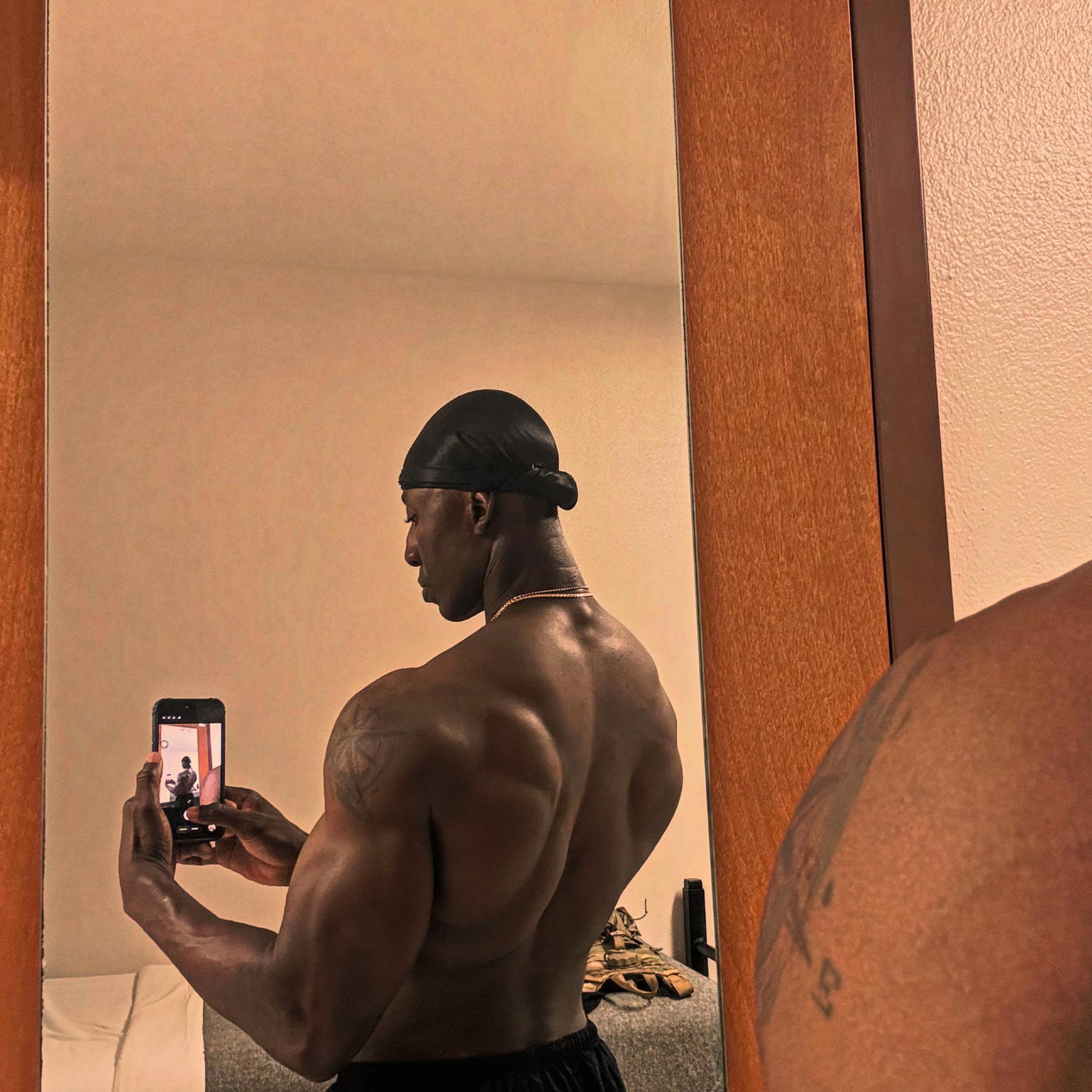 @Ifbb_elite_pro_CoachBledj Gh