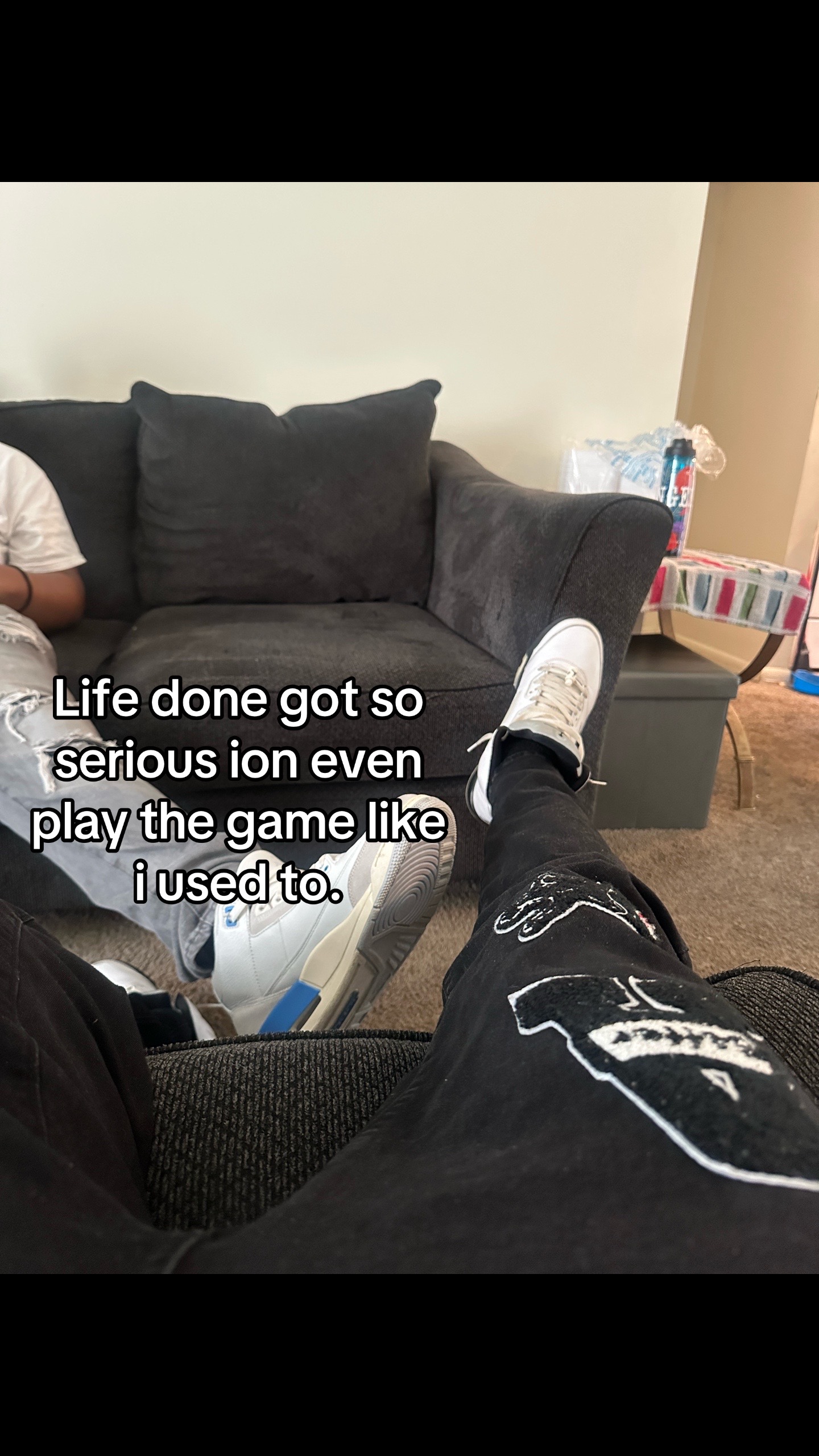 @YOUTUBE: Hoodieboi_Jay🦅