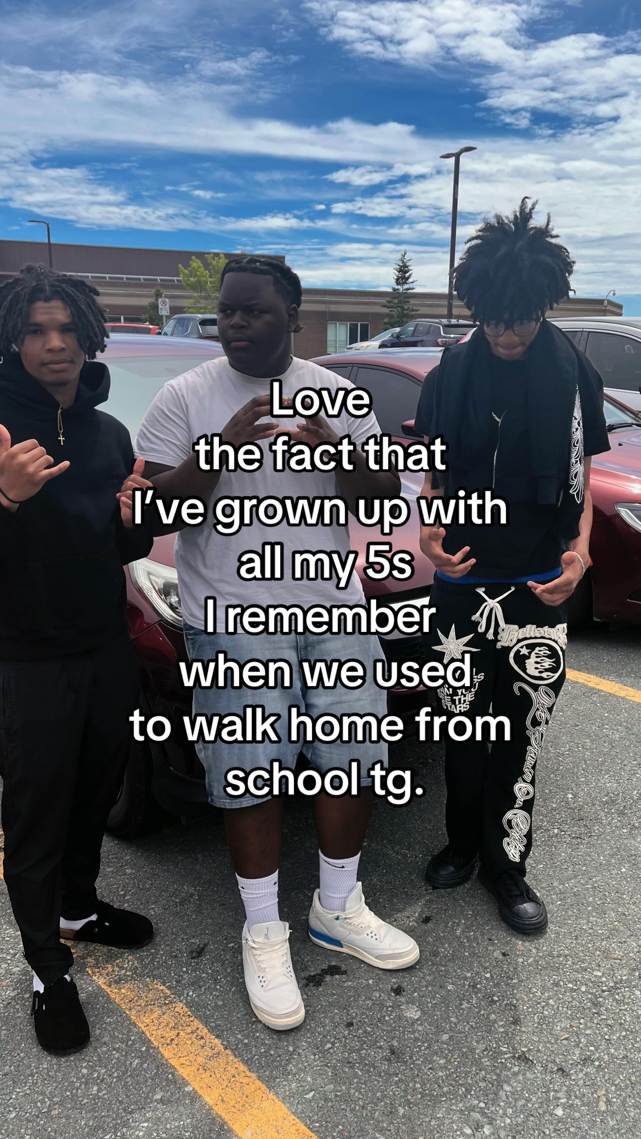 @️