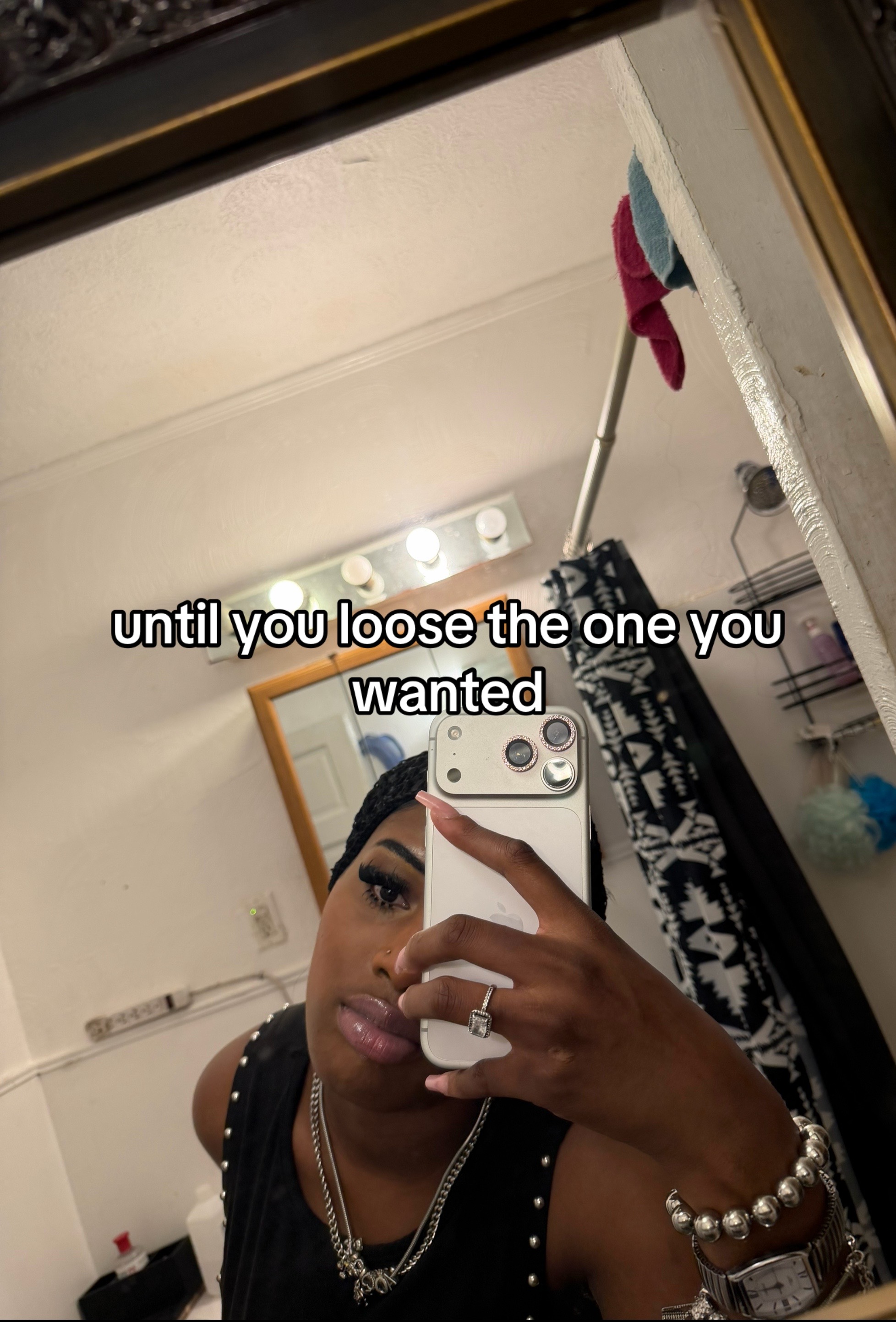 @carriebandz_