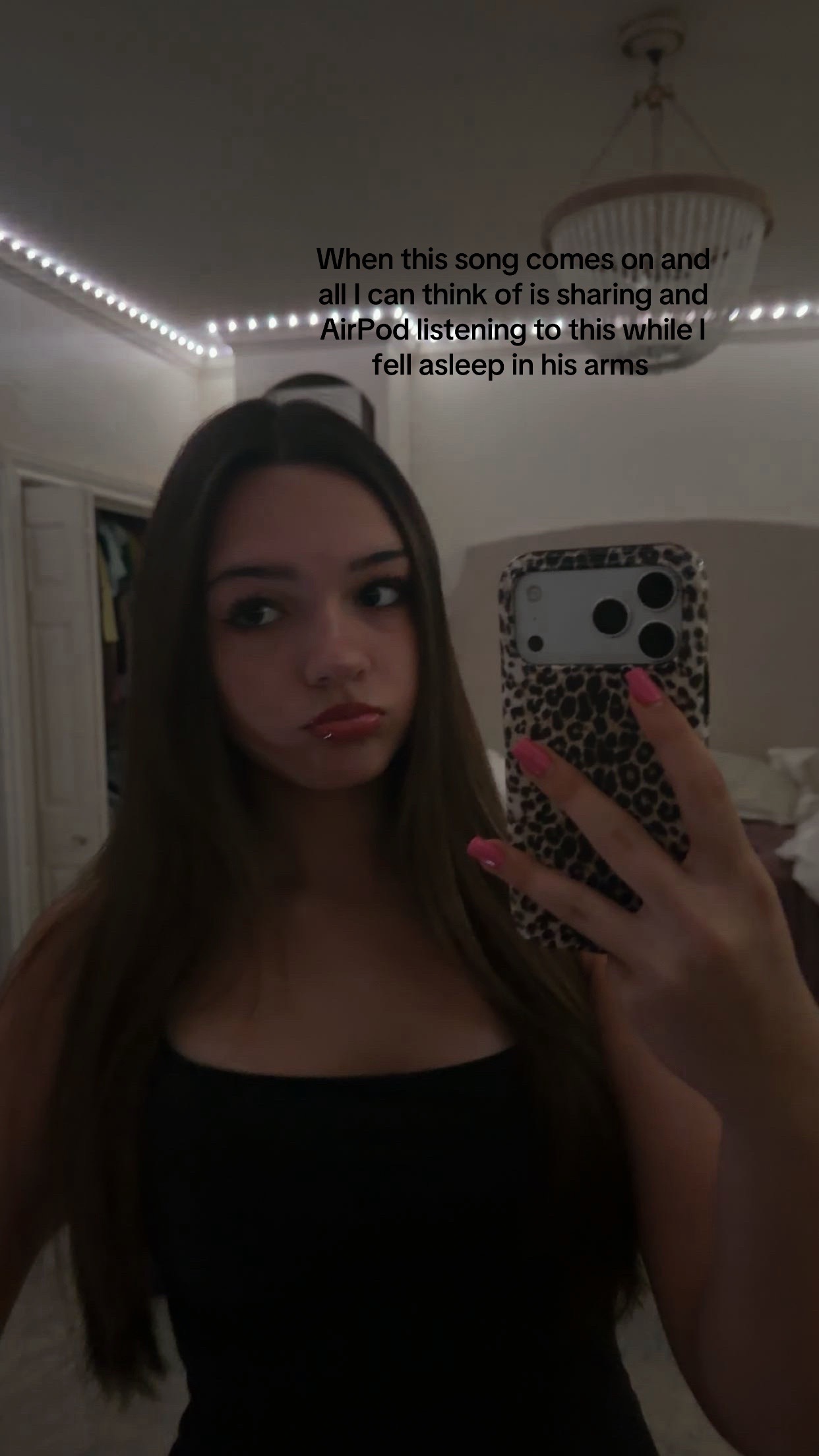 @???