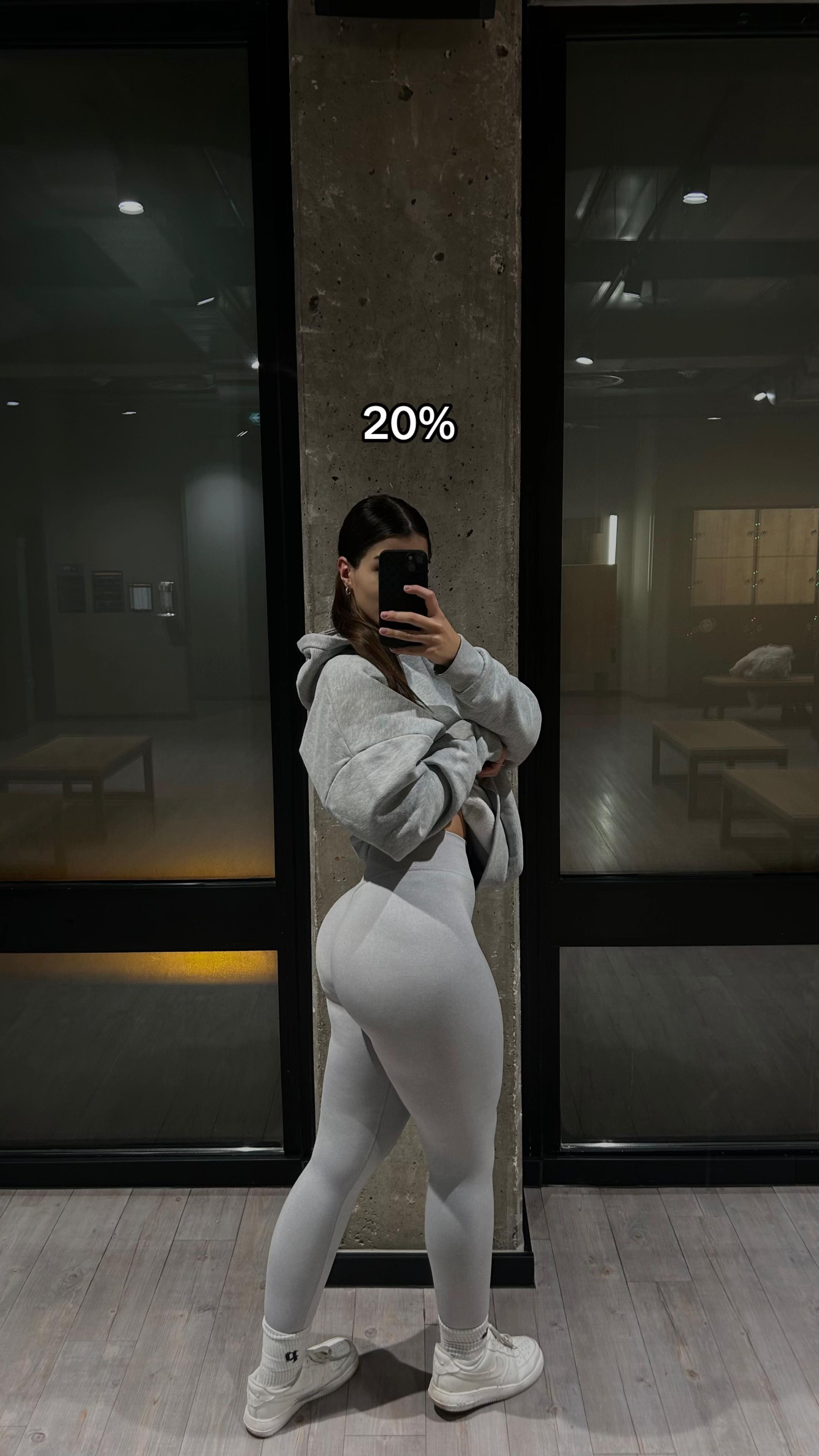 @Adeline | tall gym girl