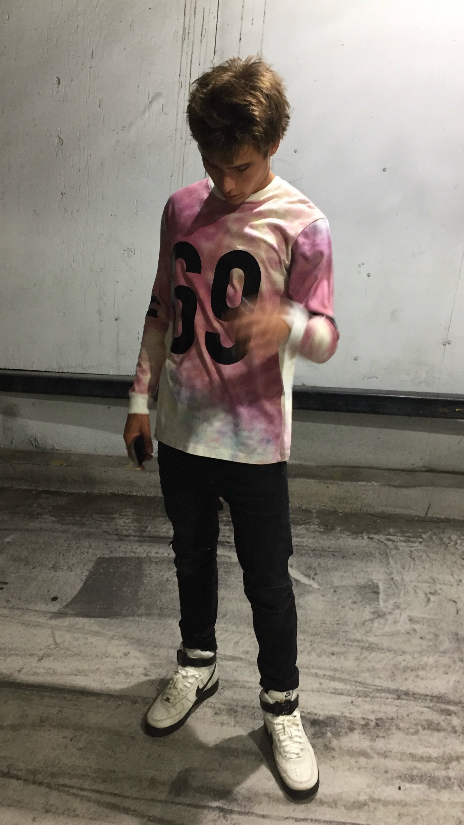 @whitesurfboy