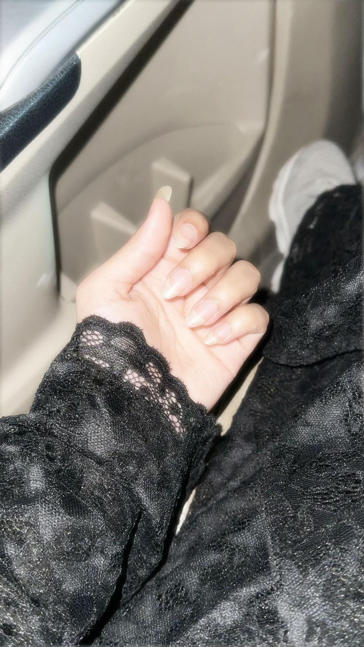 @𝓜 ᥫ᭡