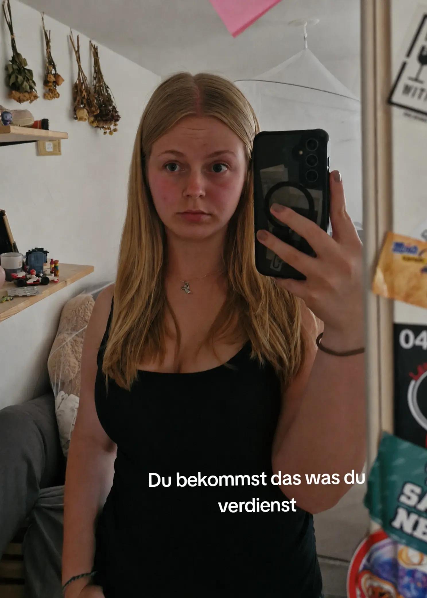 @Lena