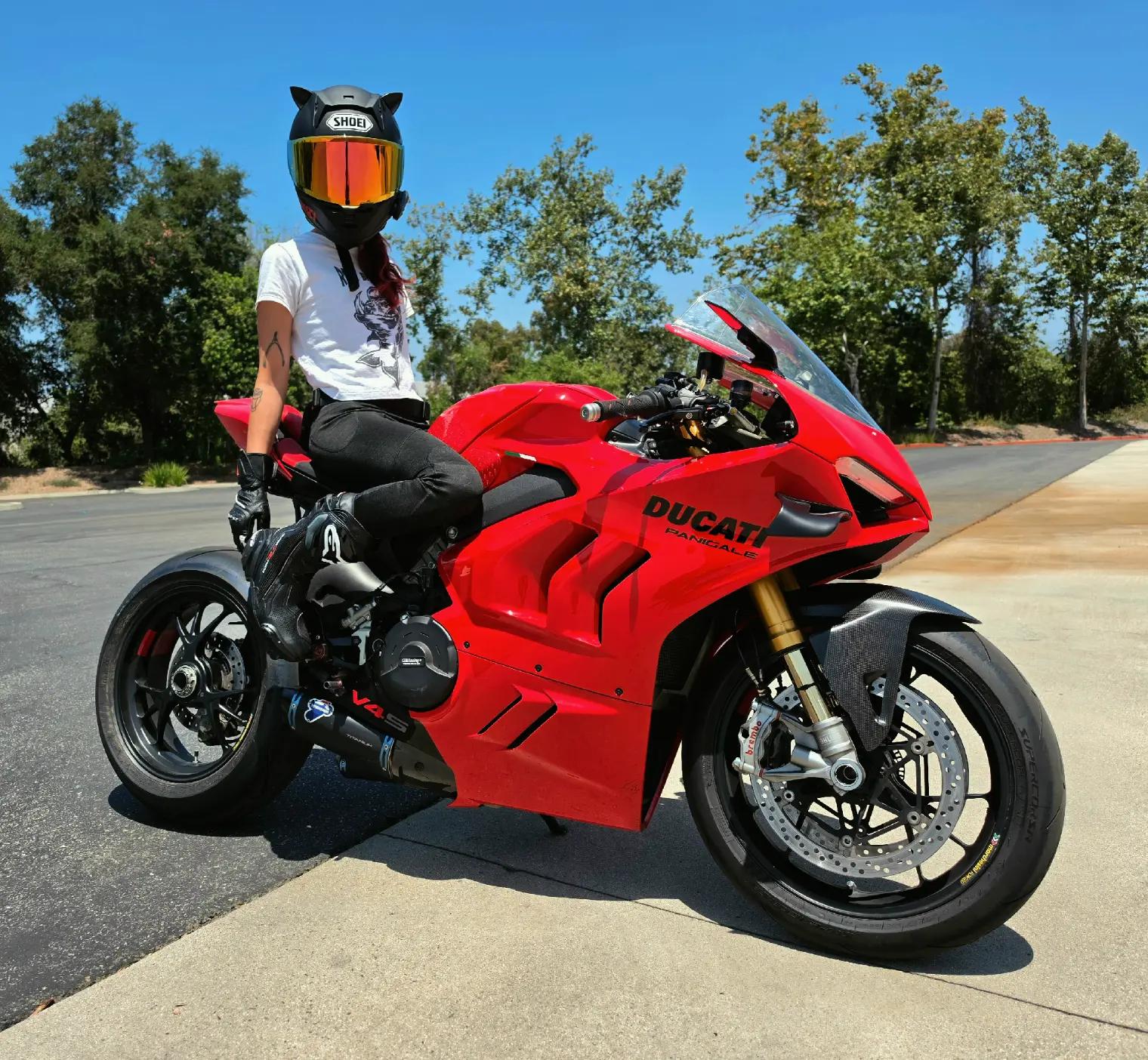 @moto.bxby