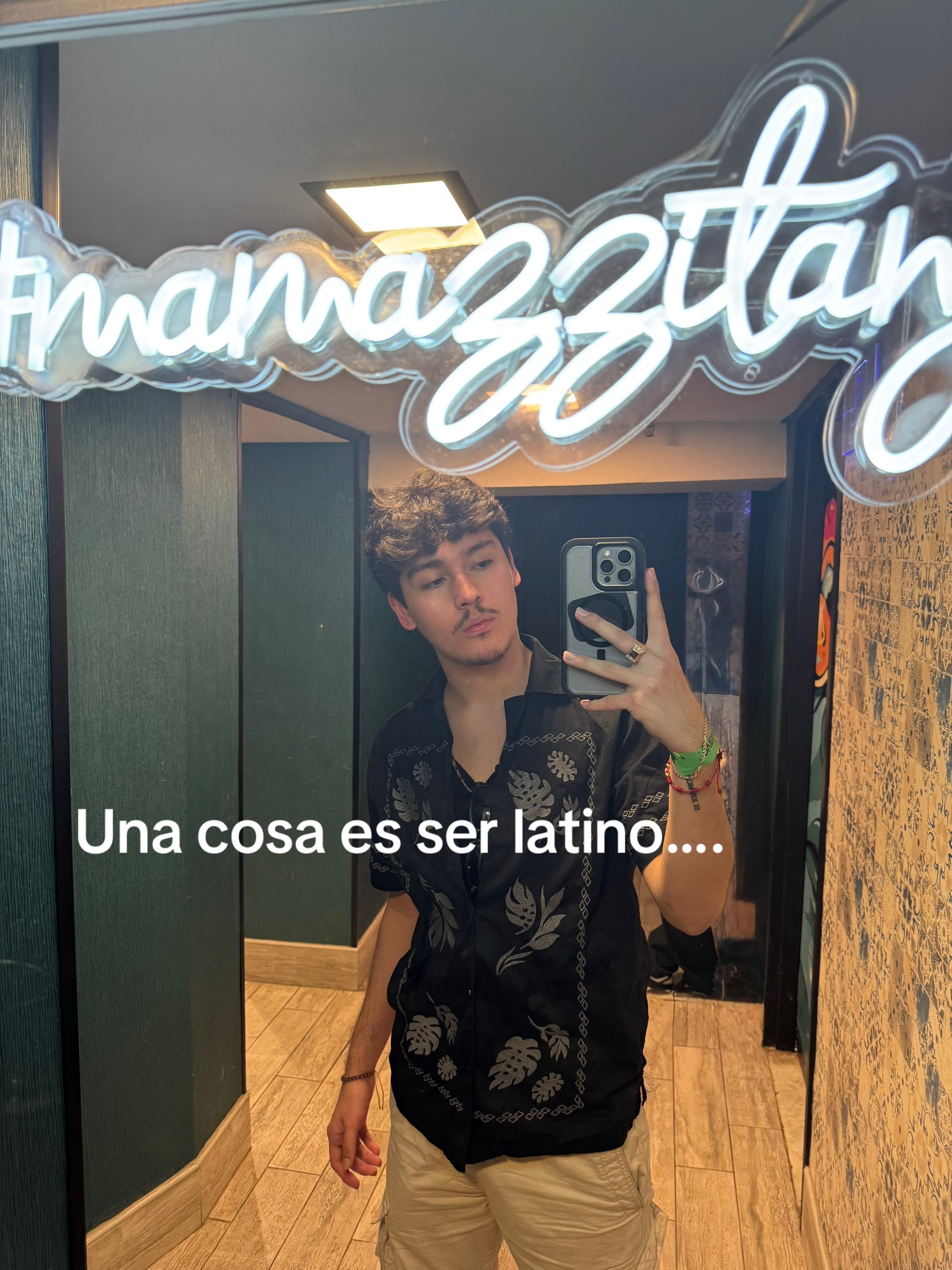 @Jhon<3