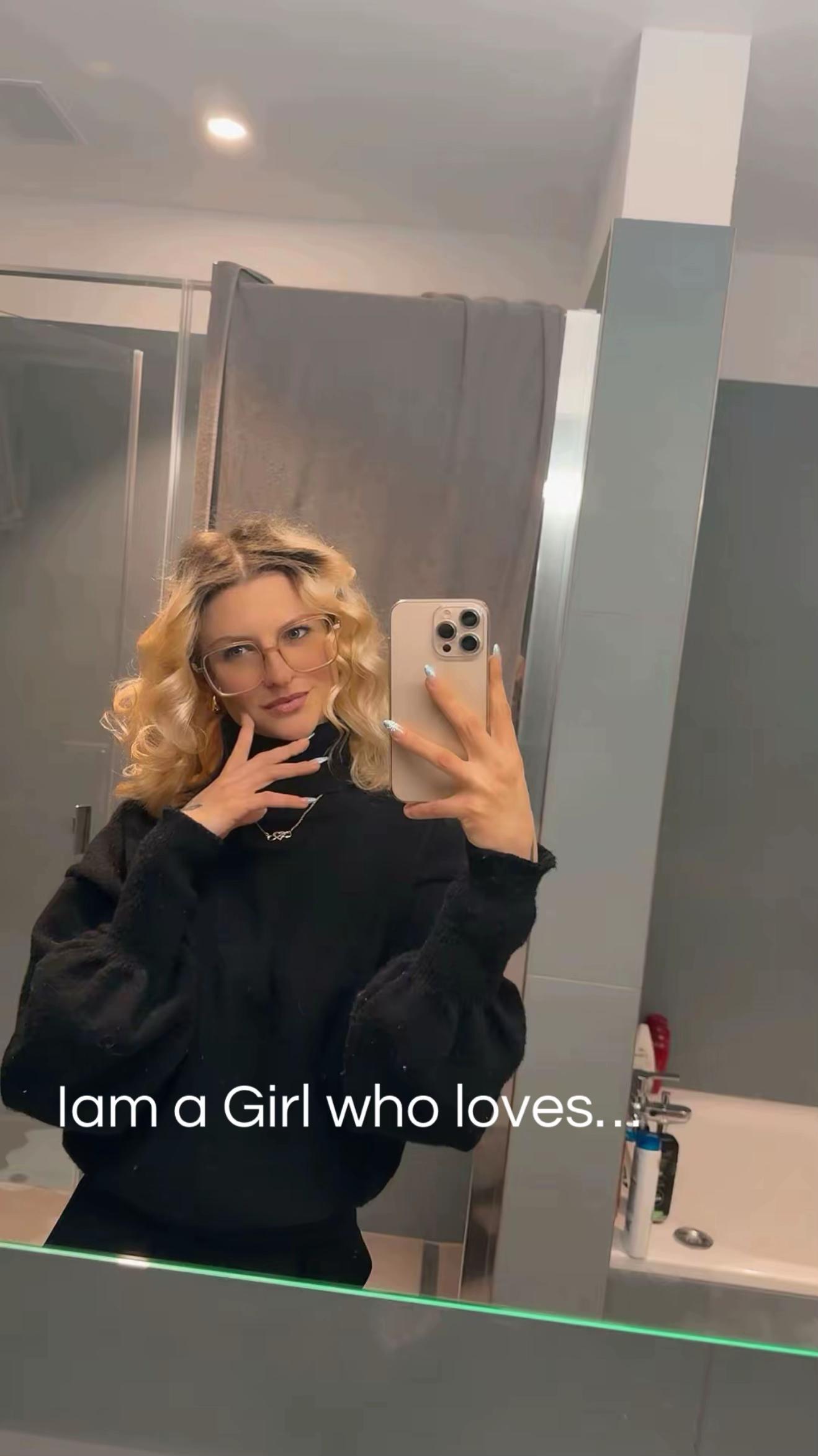 @Daline🦋