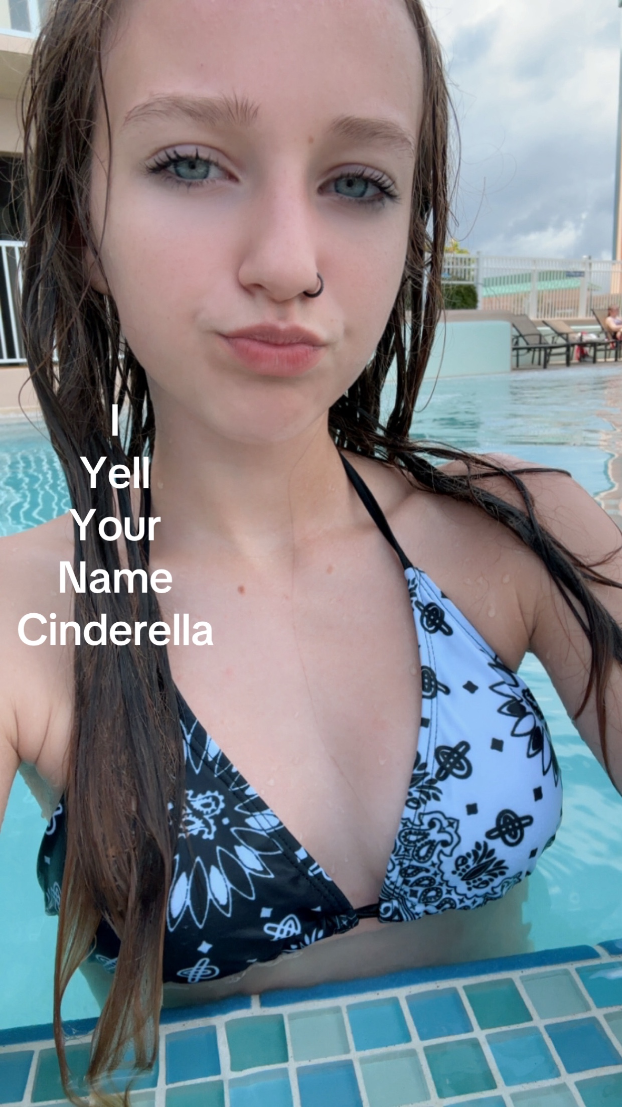 @Your fav girl