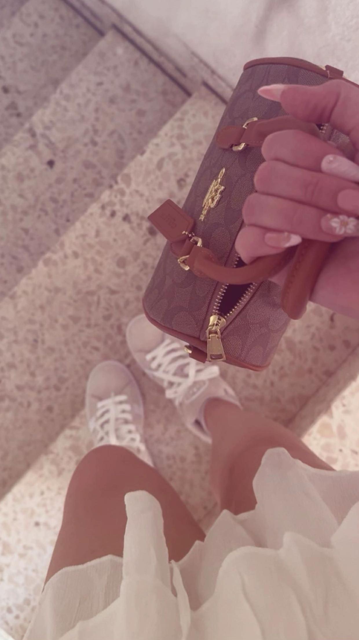 @Емилиа☦︎