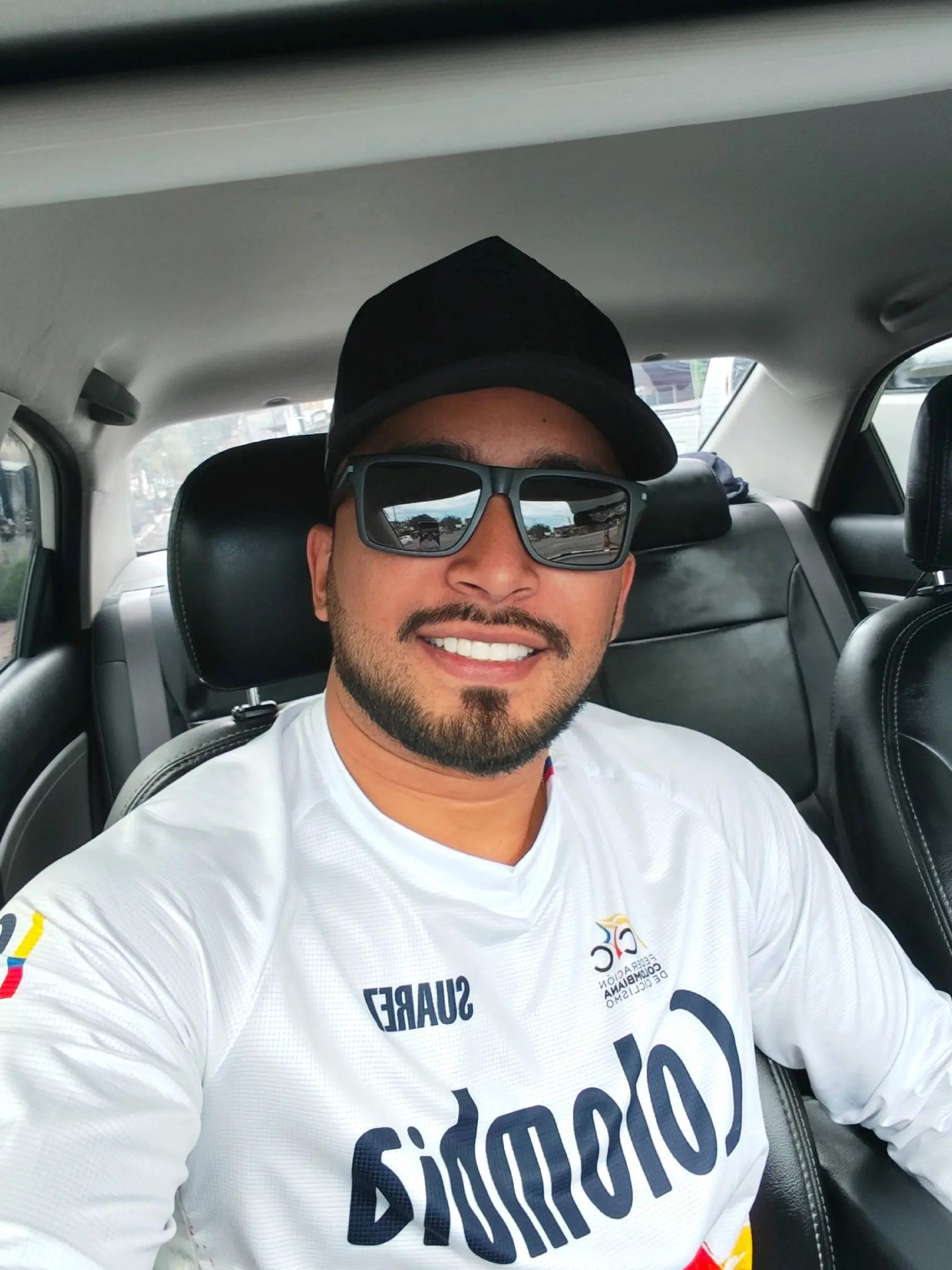 @Antonio Flórez