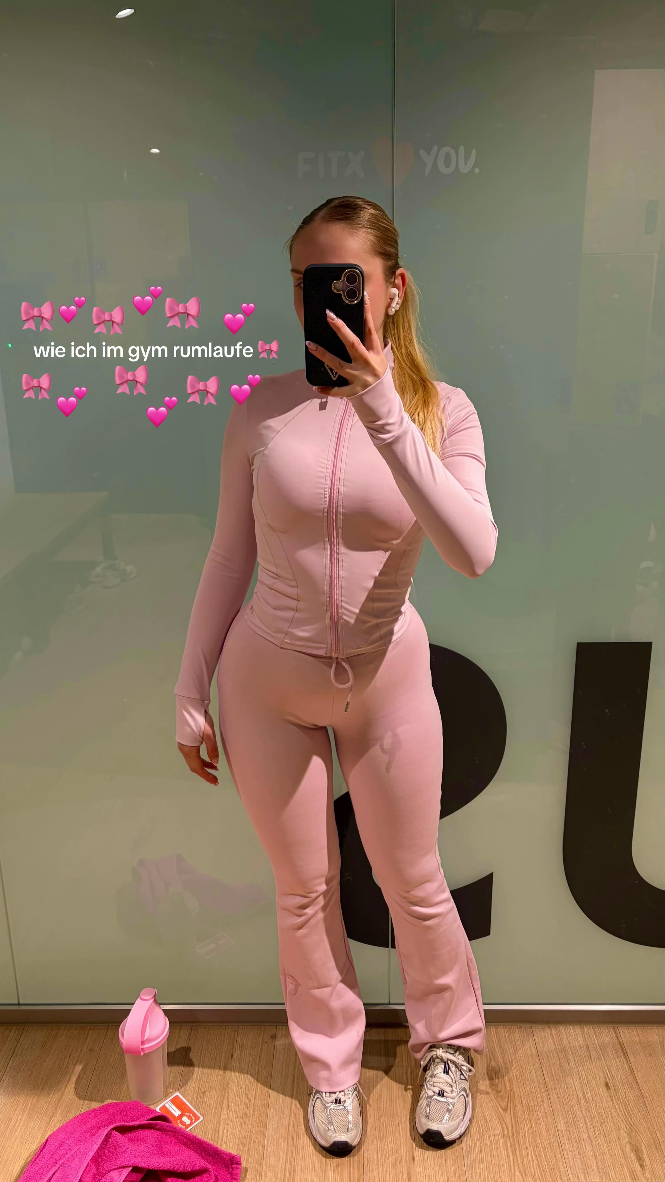 @glowingsusi