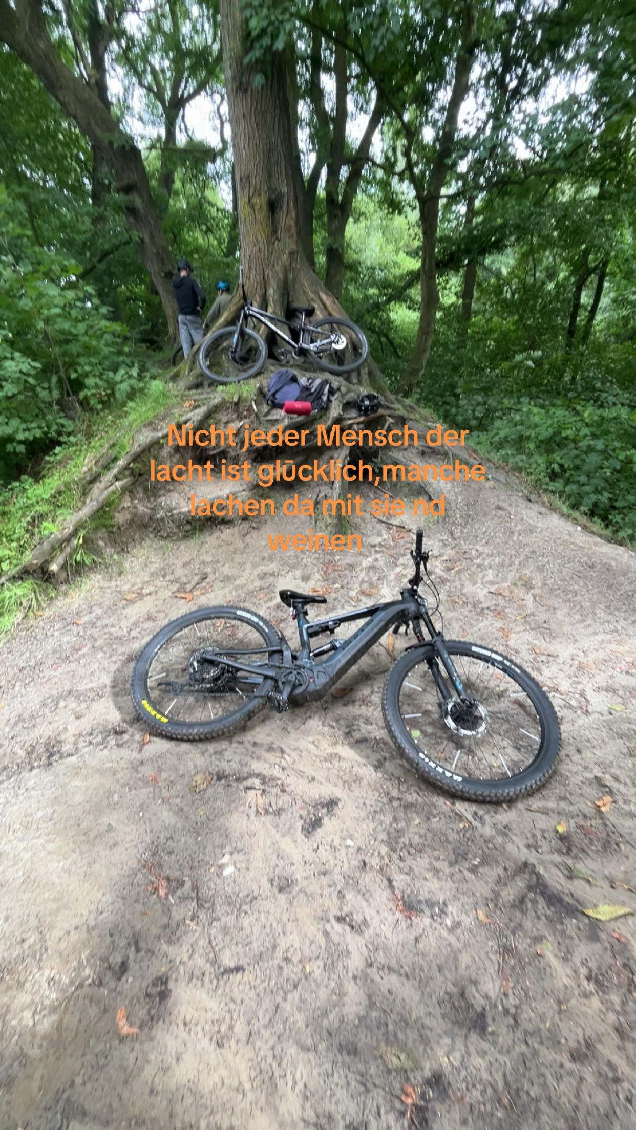 @⚽️L~cux⚽️
