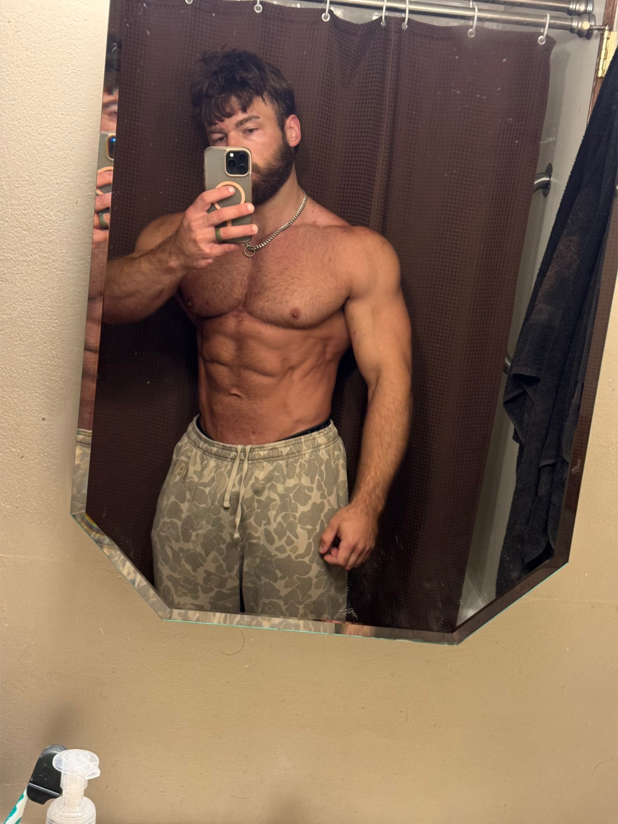 @Alex 🦍