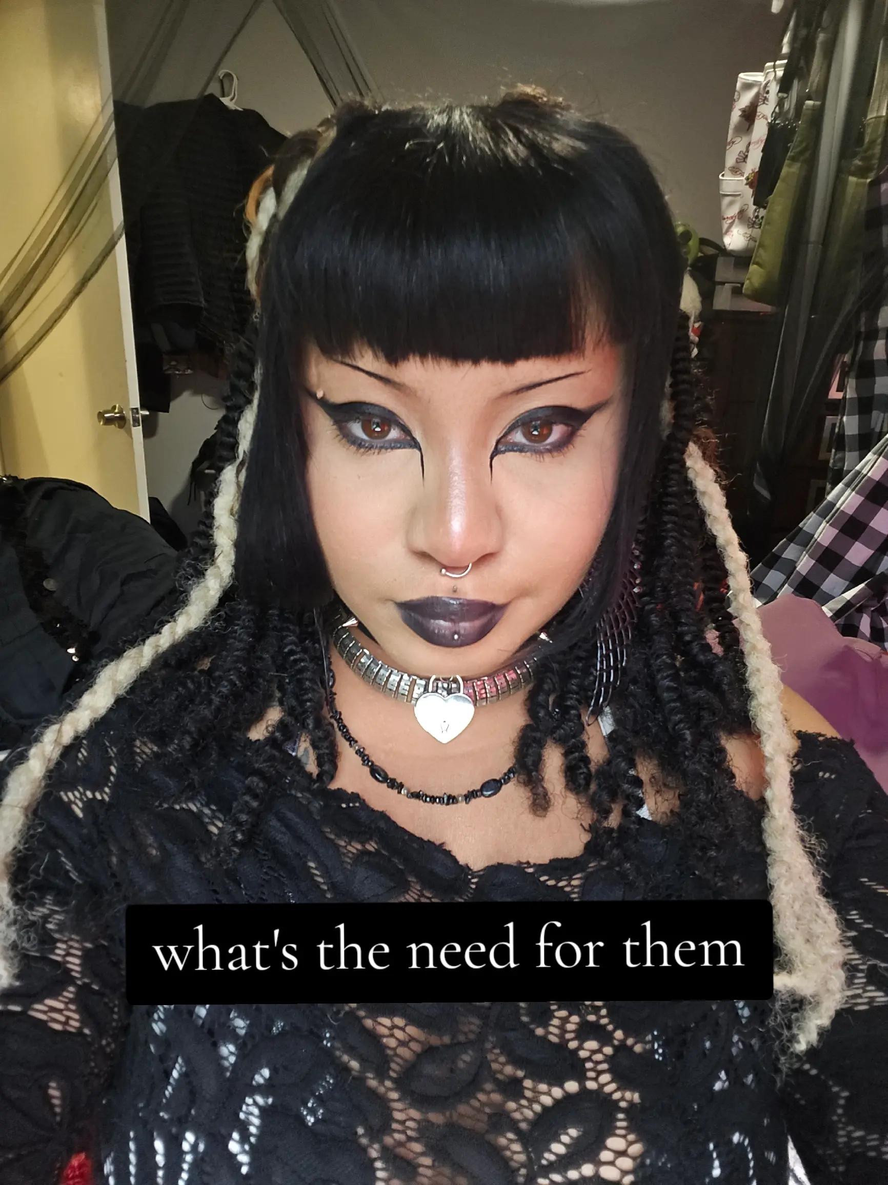 @Salem🧛🏼&zwj;♀️