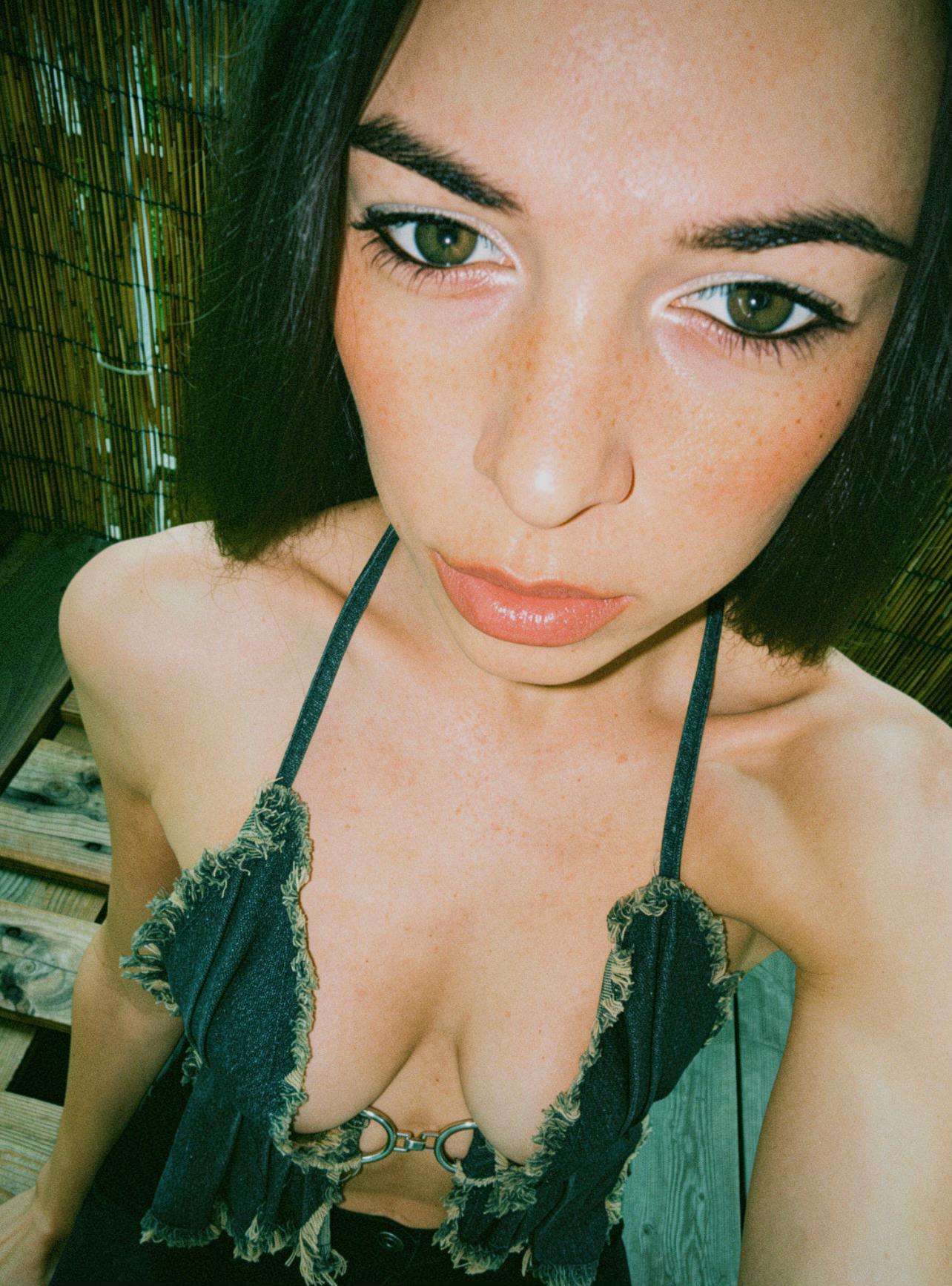 @JessyJ