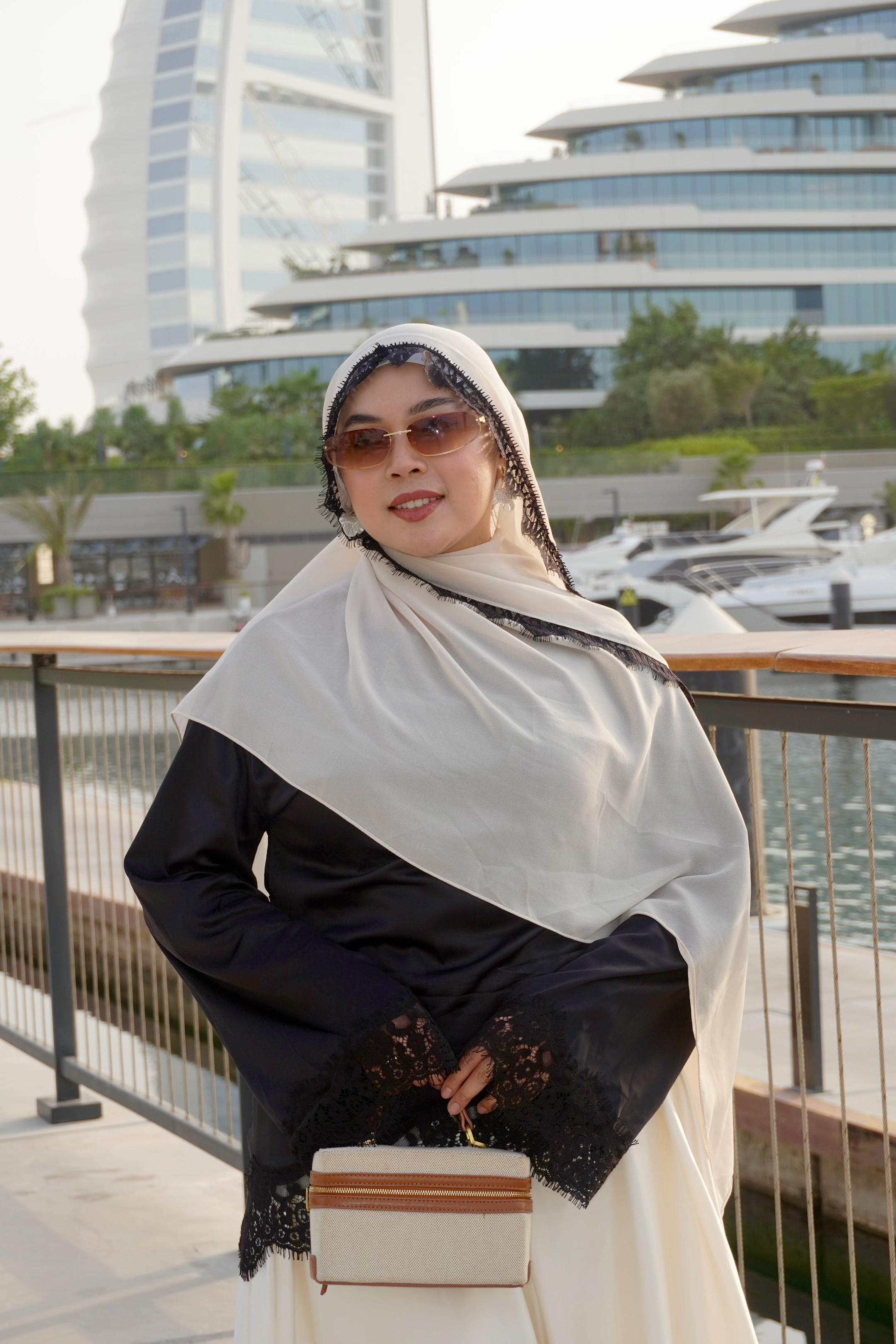 @Aiza in Dubai ๐ต๐ญ๐ฆ๐ช