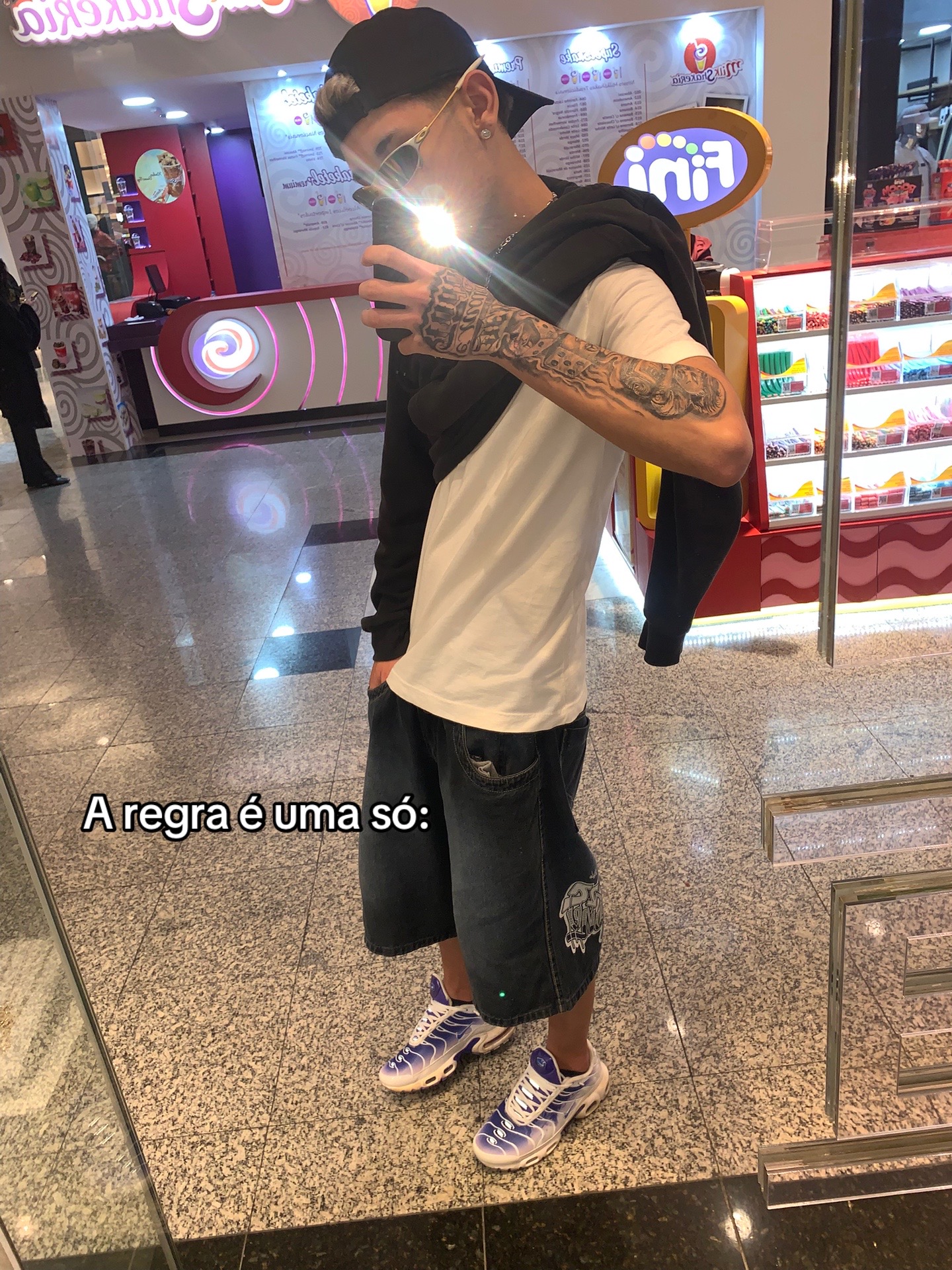 @ℭ𝔞𝔩𝔢𝔟𝔶🇮🇹