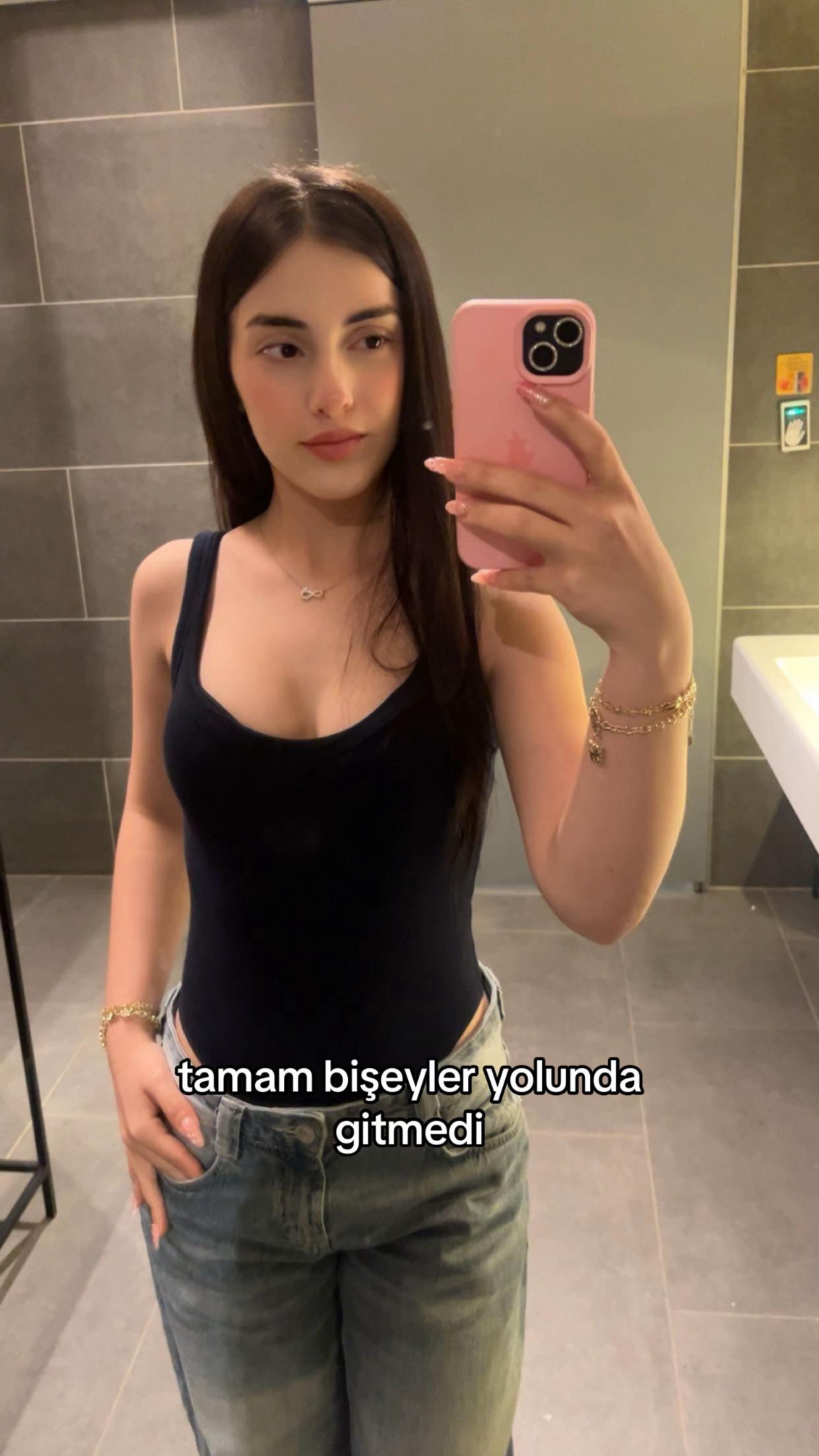 @Aylin kaya
