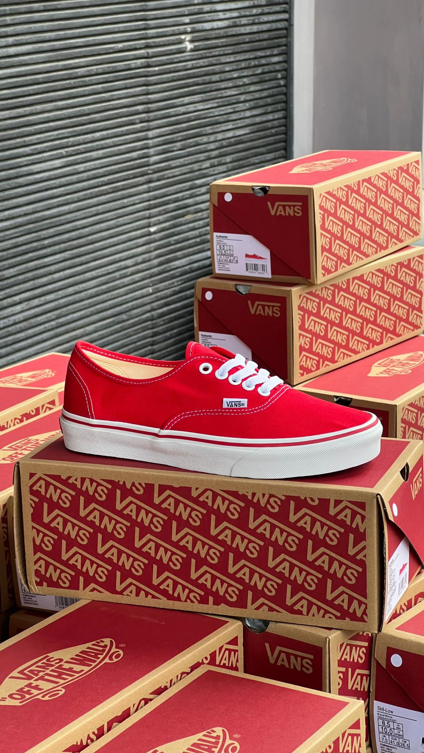 @WILD ORIGINAL SNEAKERS STORE