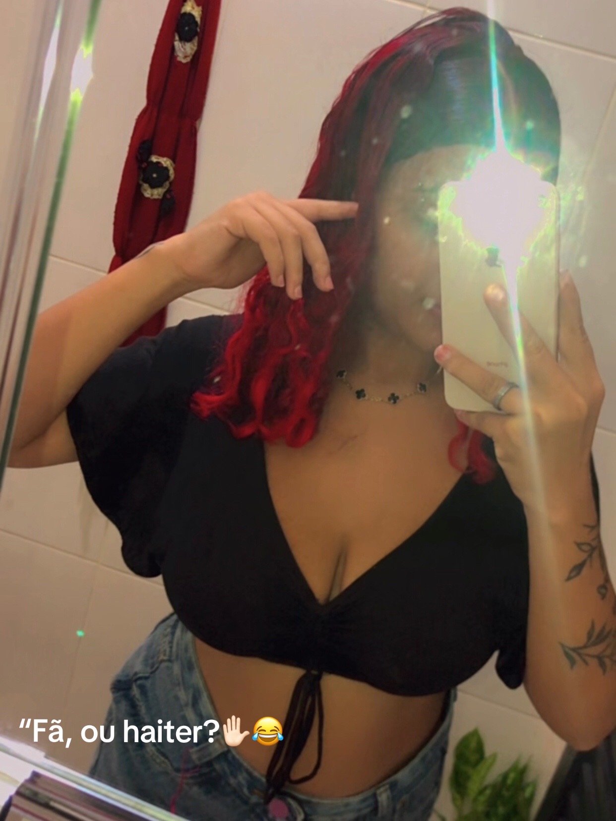 @_tatamesquita 💋
