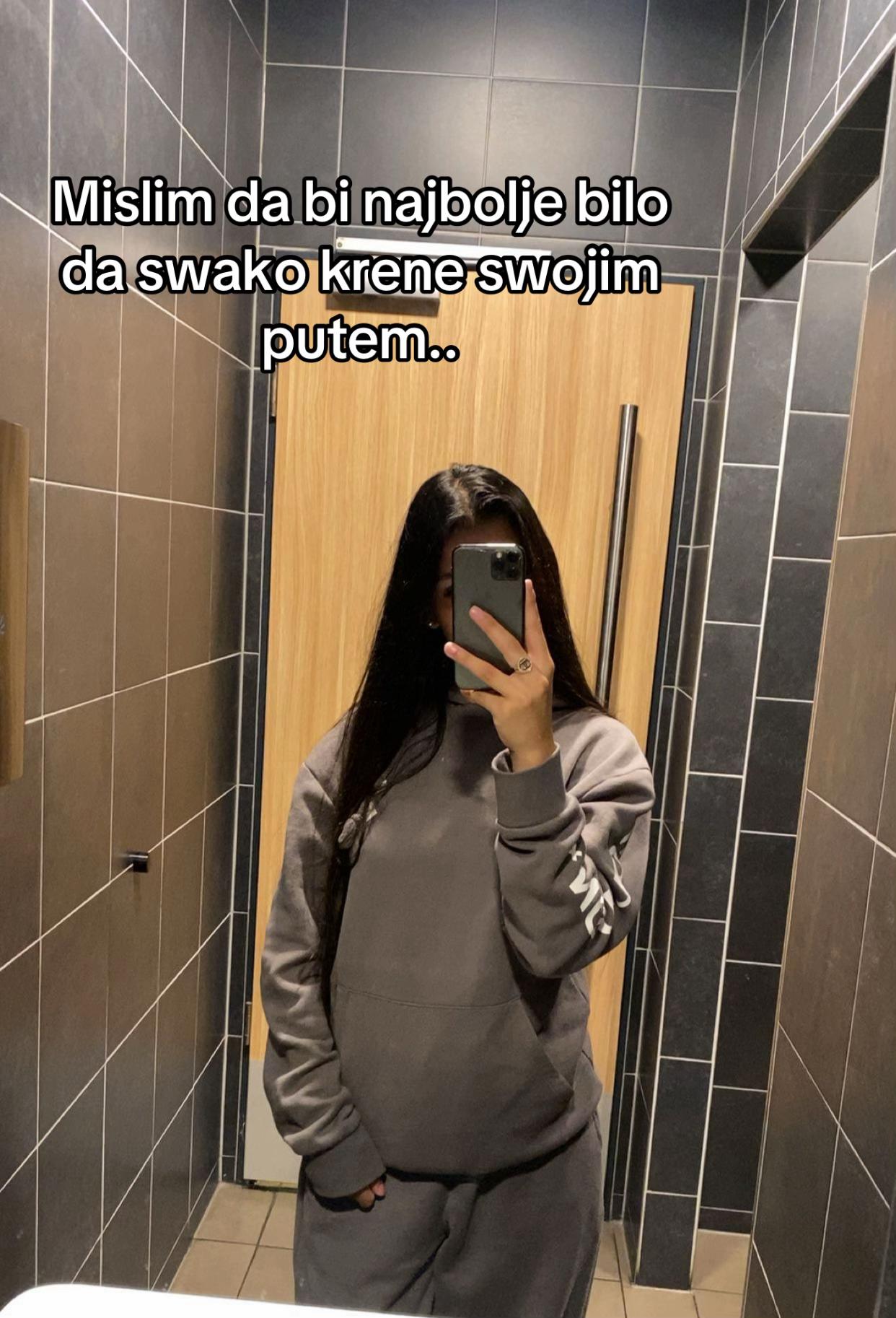@🥥mallika🥥