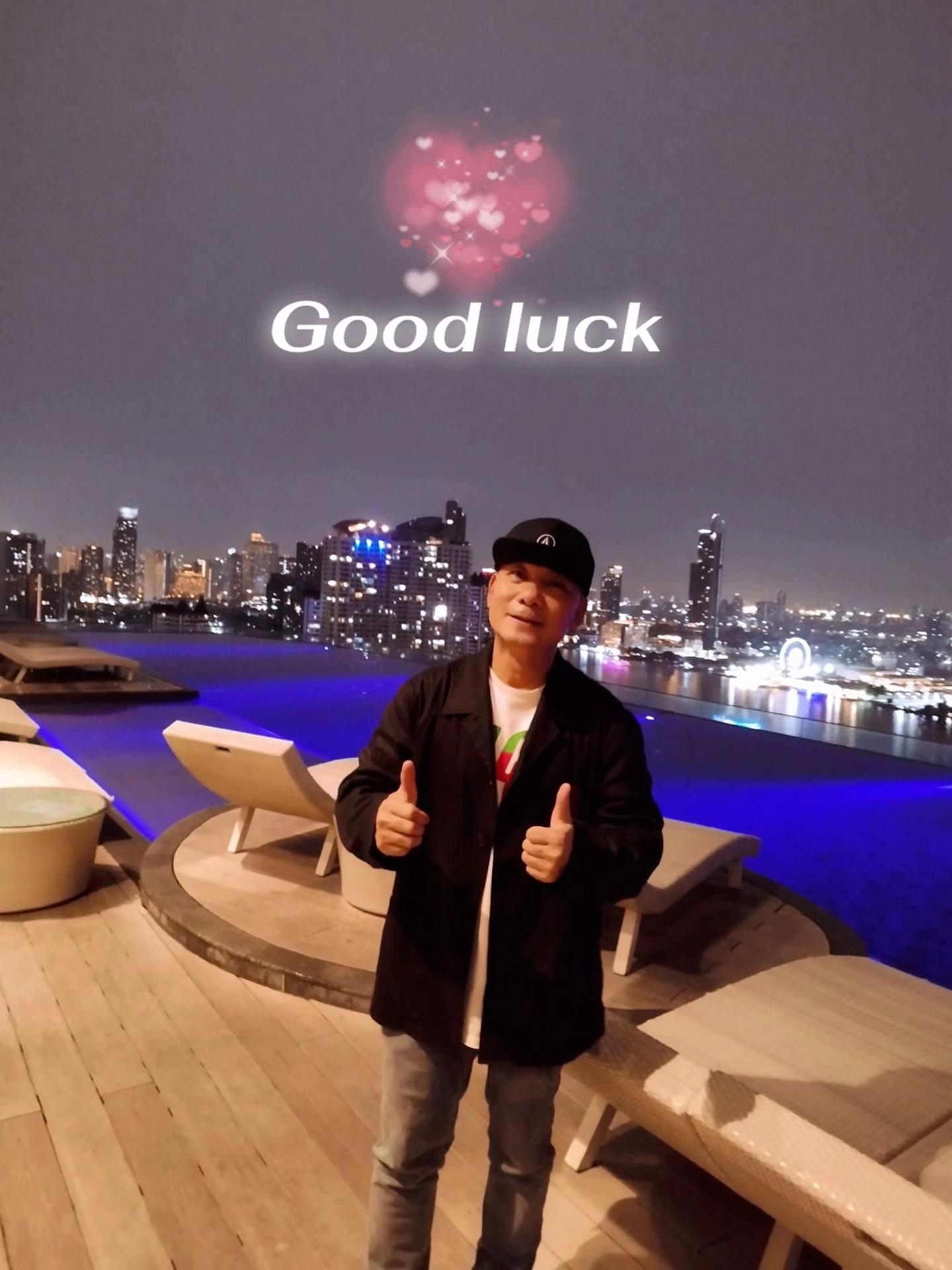 @JayChaow