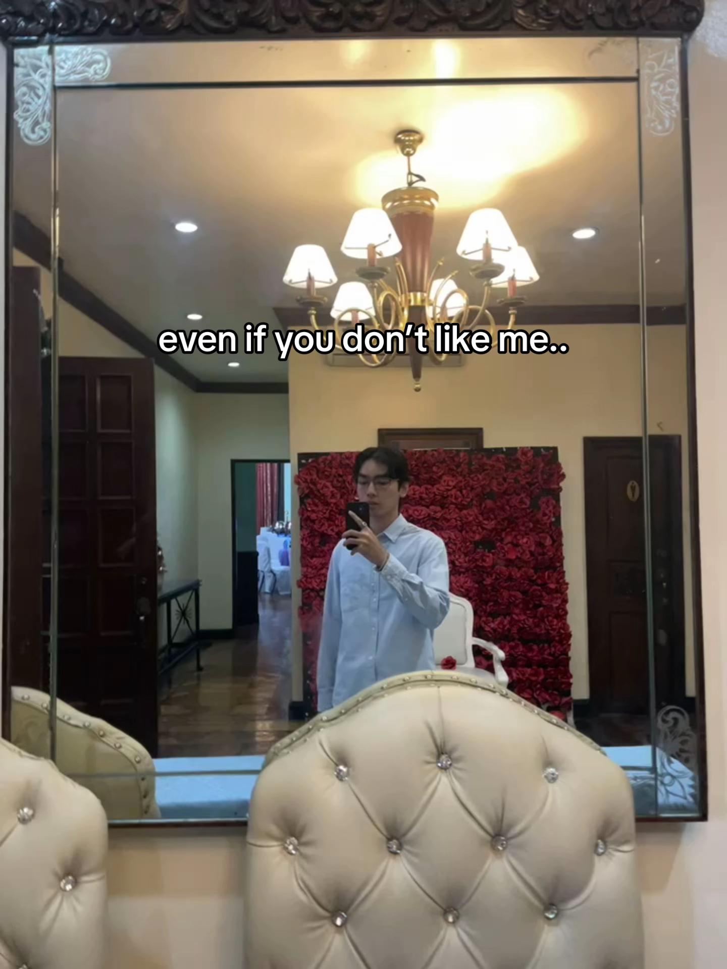 @Rovz
