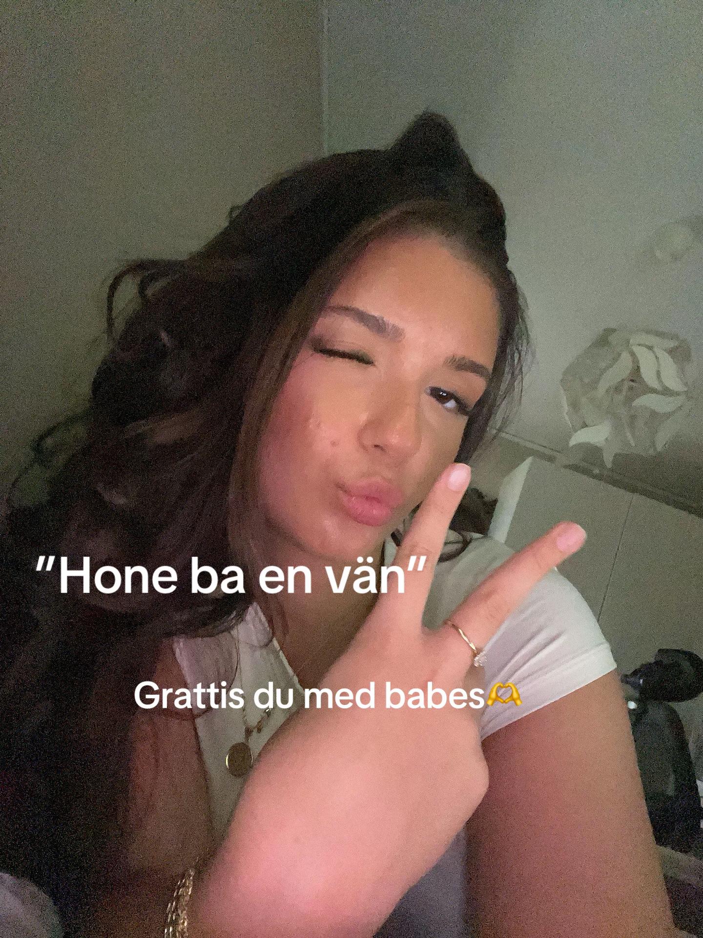 @Lona