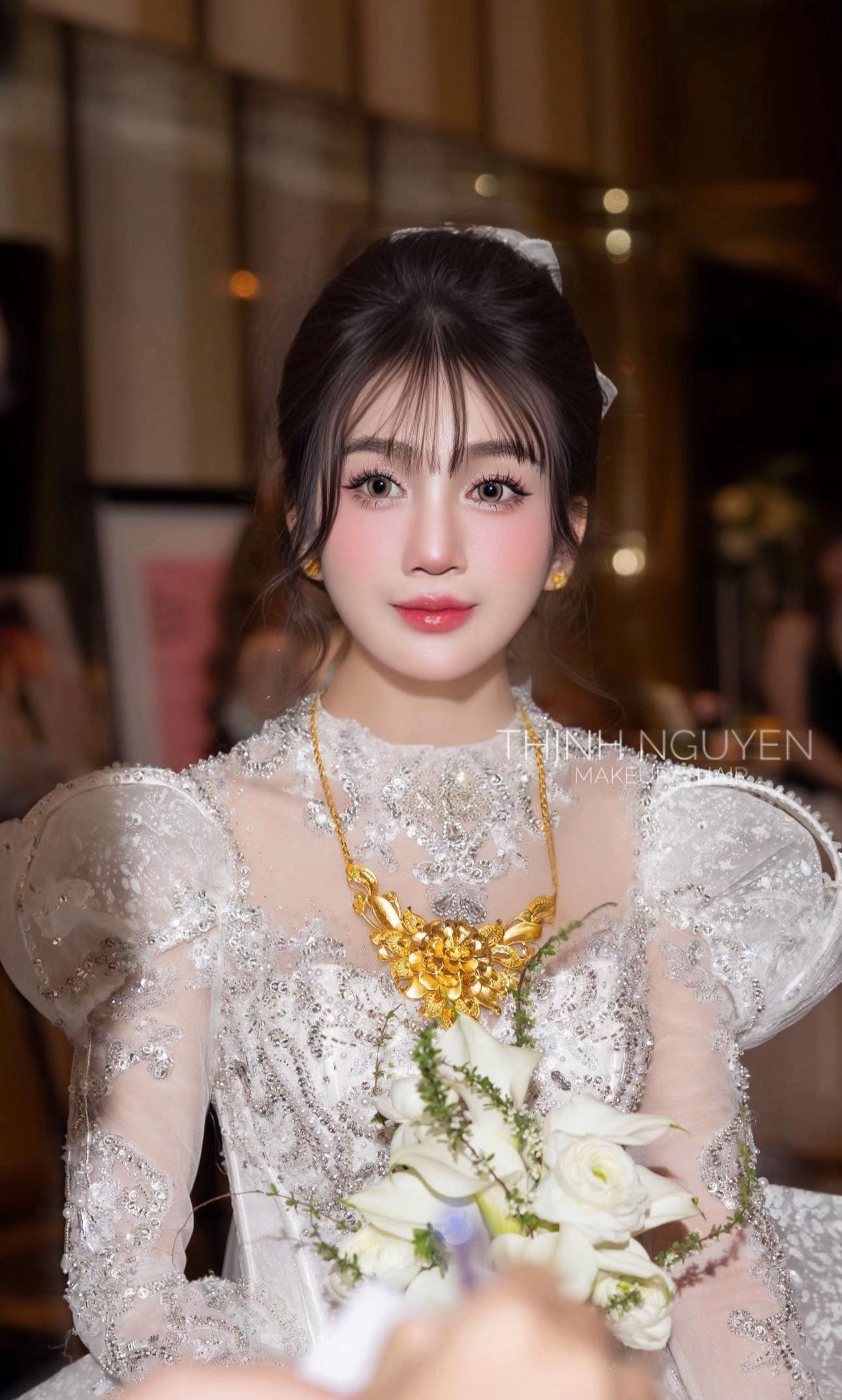 @Makeup Đẹp Chợ L&aacute;ch