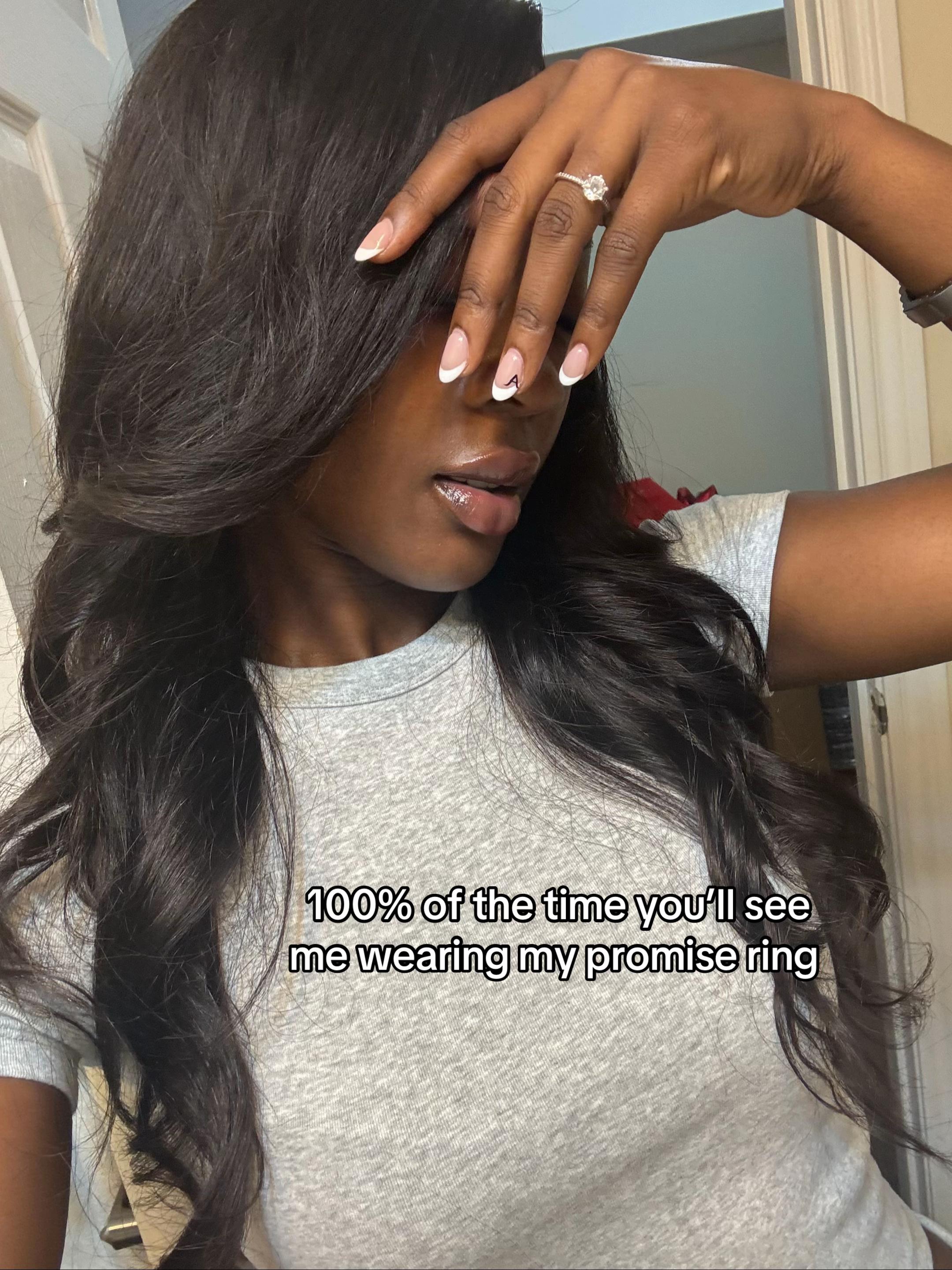 @👩🏾&zwj;❤️&zwj;💋&zwj;👩🏾