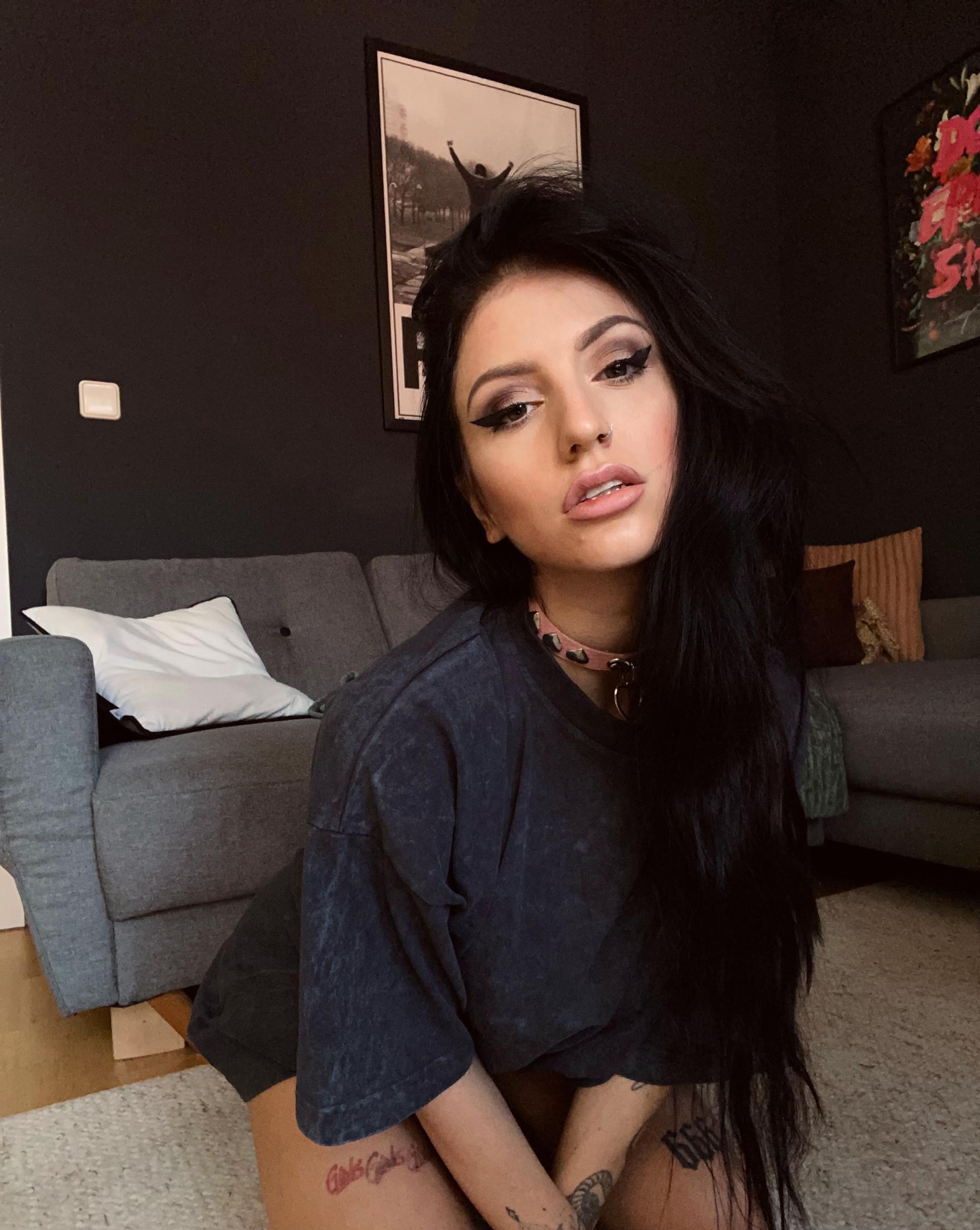 @mirinoir._