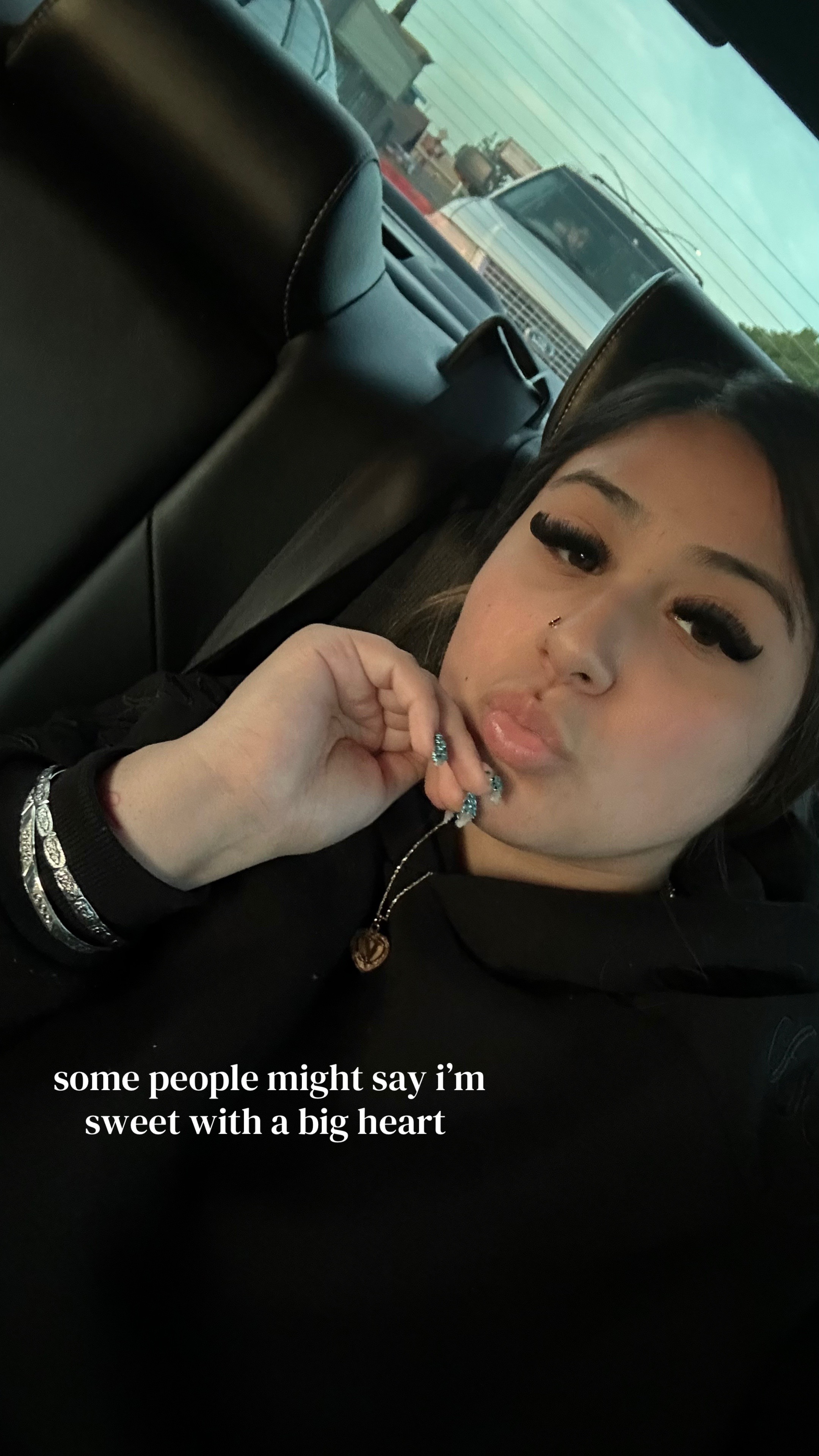 @️