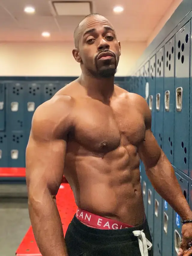 @k1ng_minaya