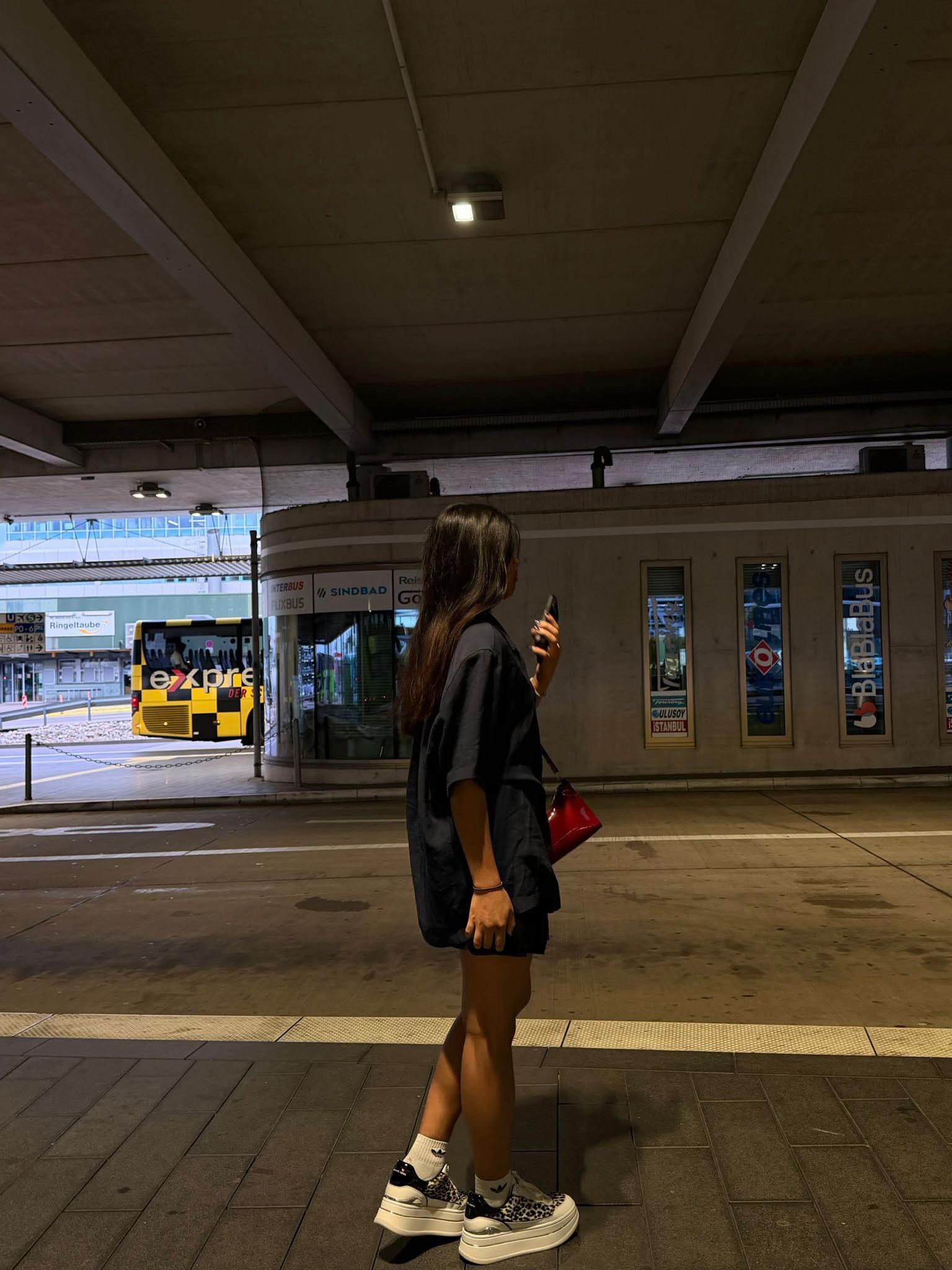 @愛𝗟𝗨𝗡𝗔.
