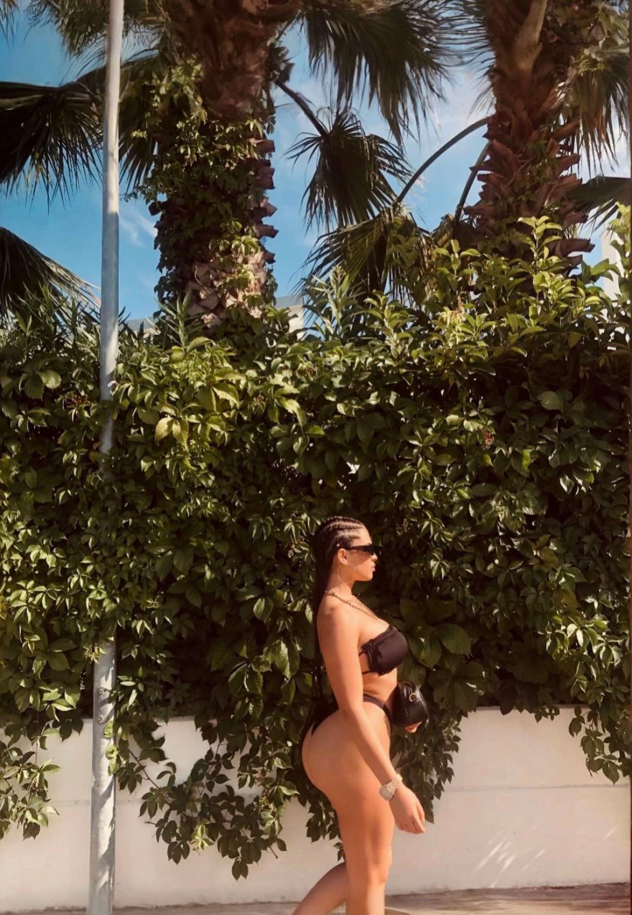 @Nena👧🏽