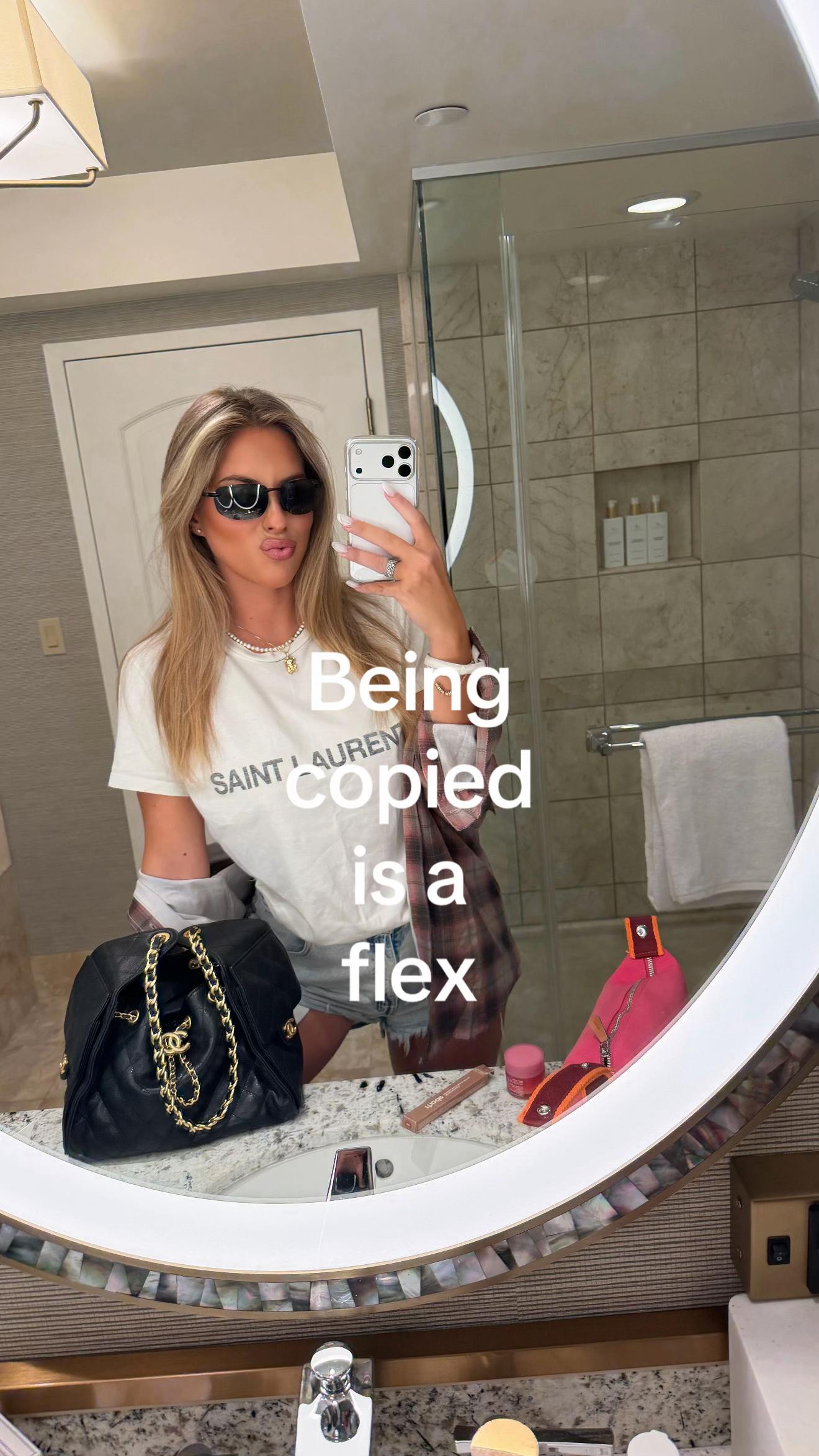 @alicebertocchi