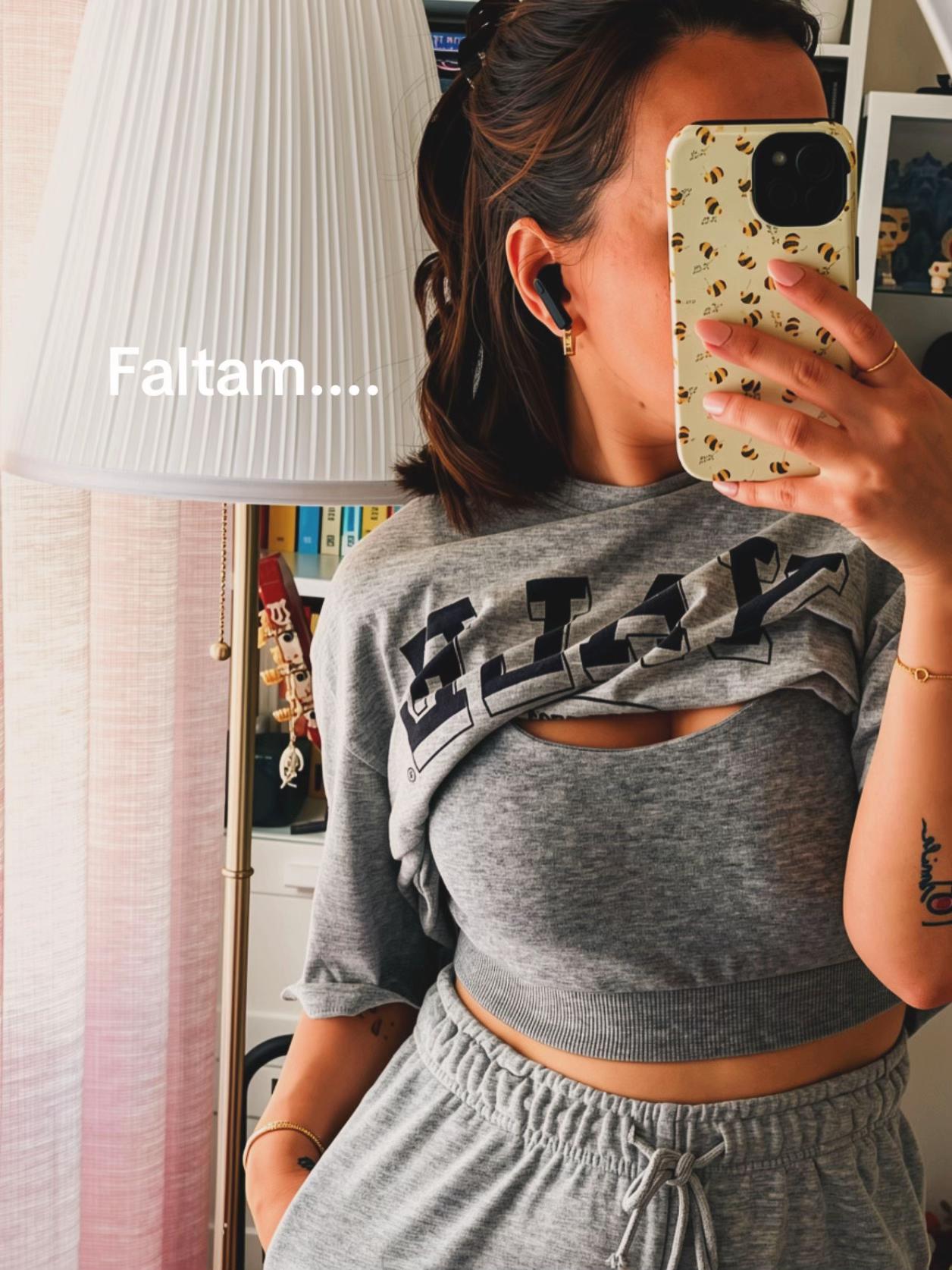 @Ana