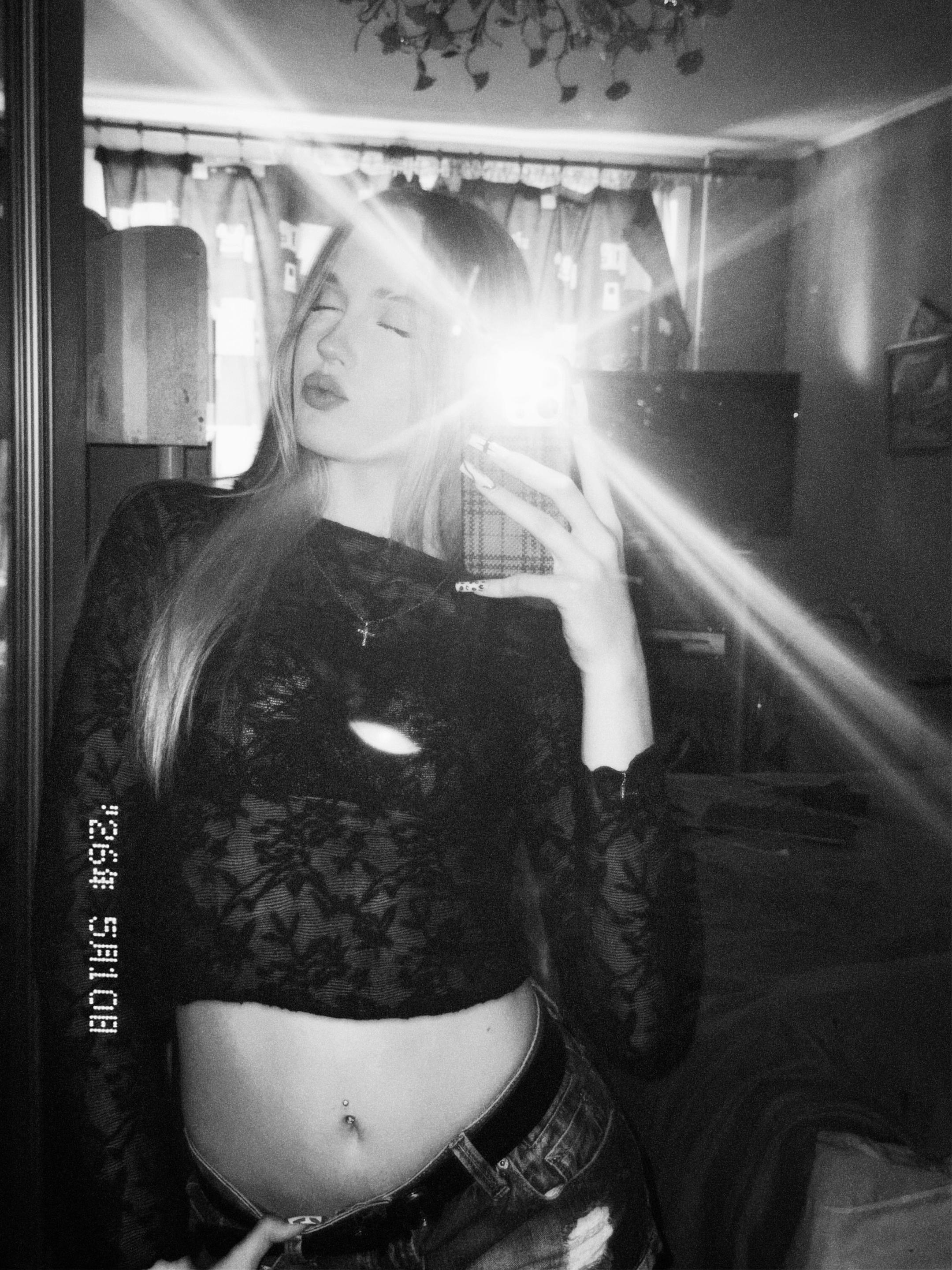 @stupidblondeeee