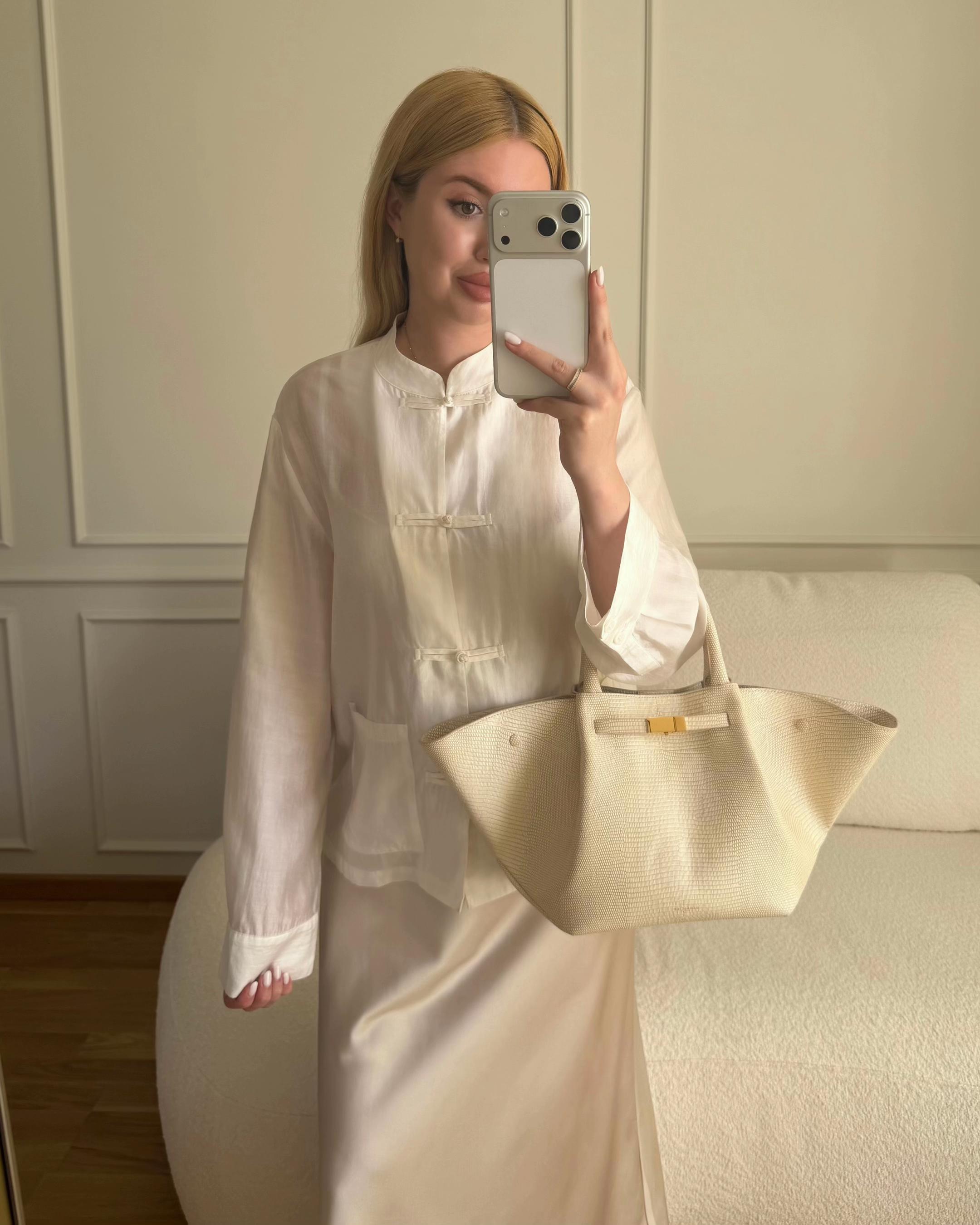 @Ellie 🤎 Minimal style 🧥 UGC